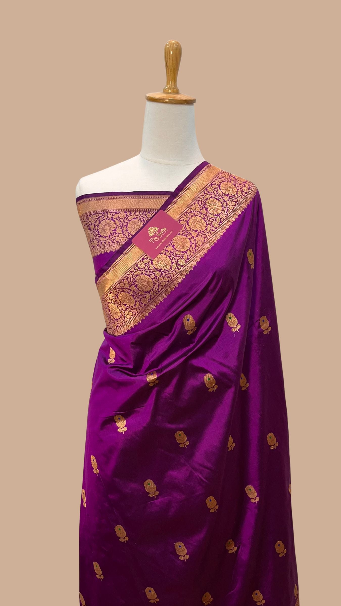 Pure Katan Silk Handloom Banarasi Saree - Kadhua Buti