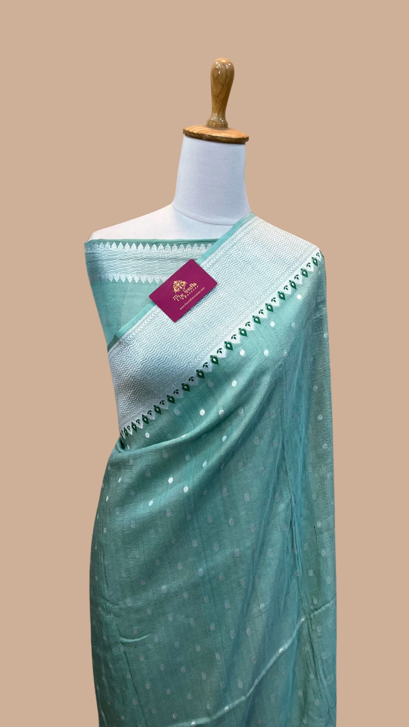 Tussar Georgette Handloom Banarasi Saree - Meenakari