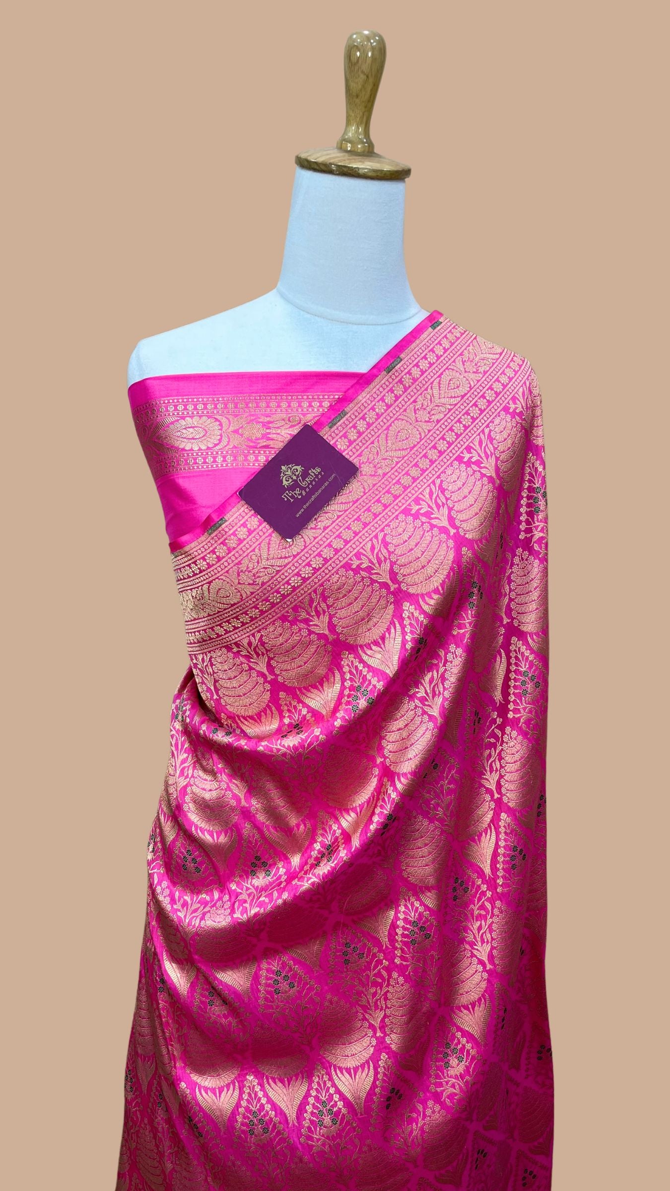 Pure Katan Silk Handloom Banarasi Saree - Tanchui Brocade Meena