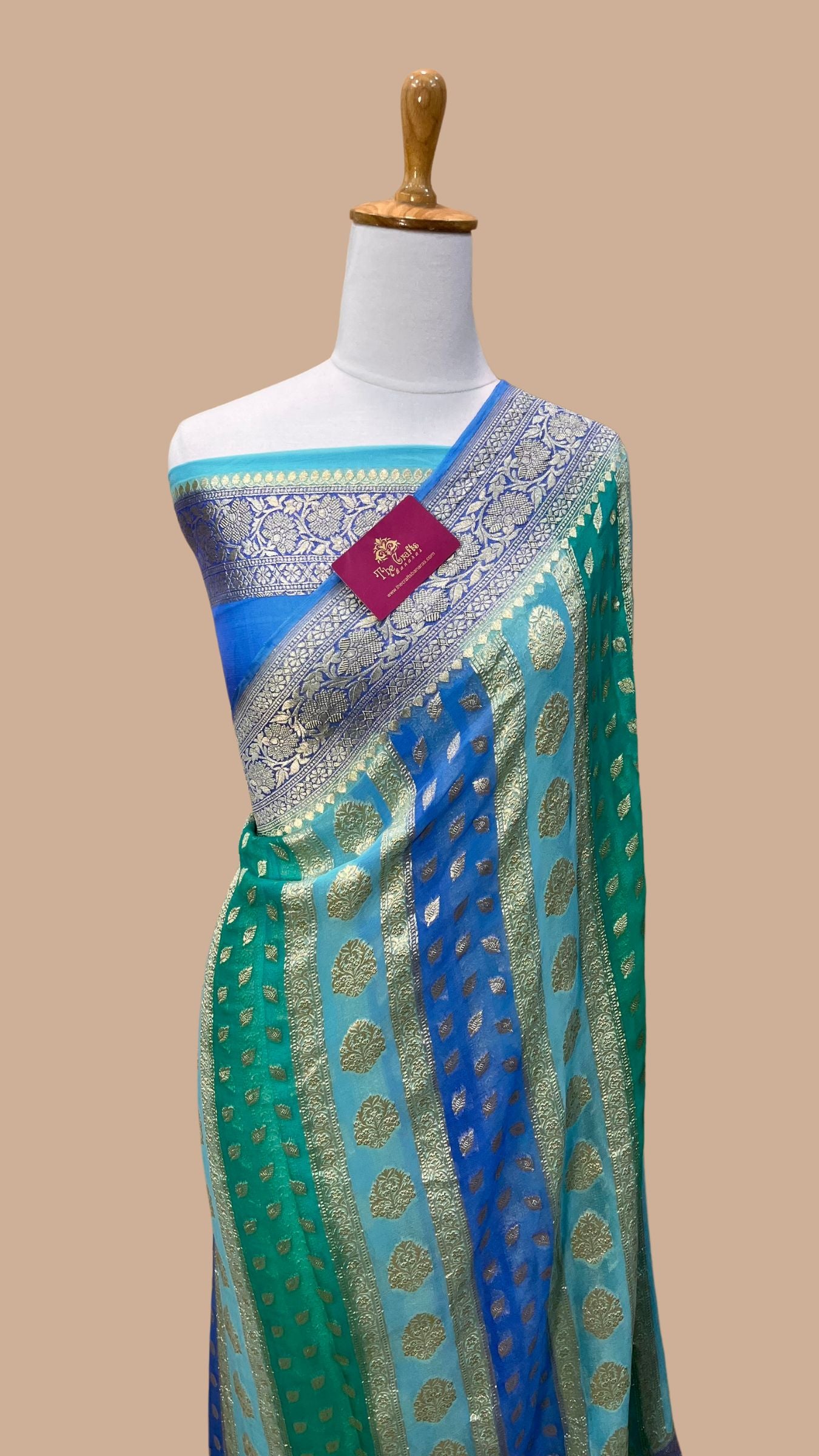 Khaddi Georgette Handloom Banarasi Saree - Water Zari