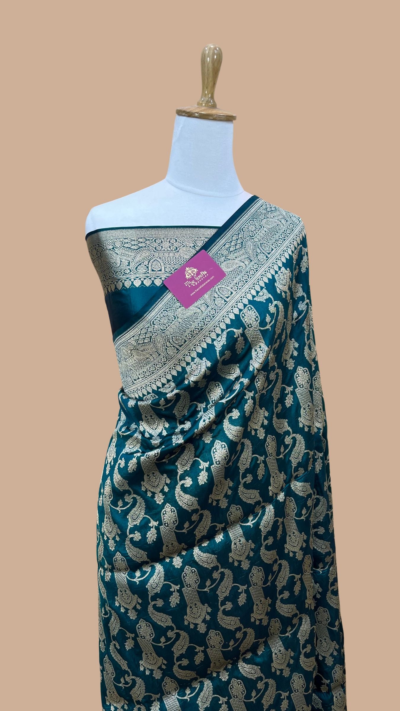 Pure Katan Silk Handloom Banarasi Saree - Jaal work