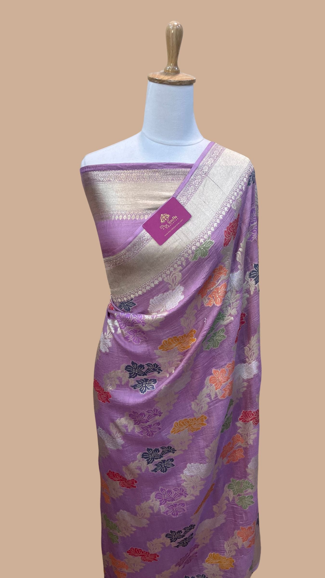 Tussar Georgette Handloom Banarasi Saree - Jaal with Meenakari