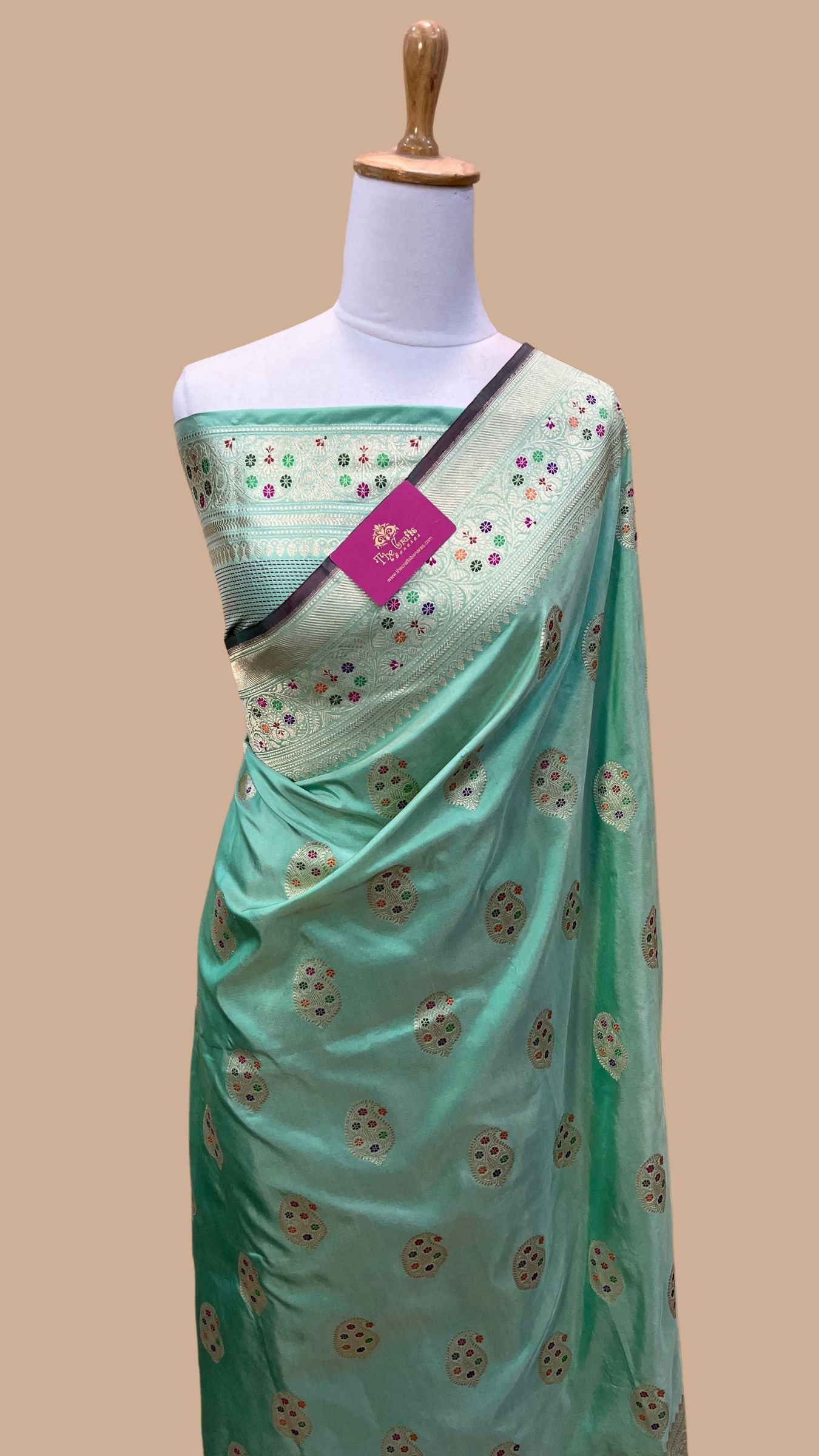 Pure Katan Silk Handloom Banarasi Saree - with kadhua tilfi meenakari motifs