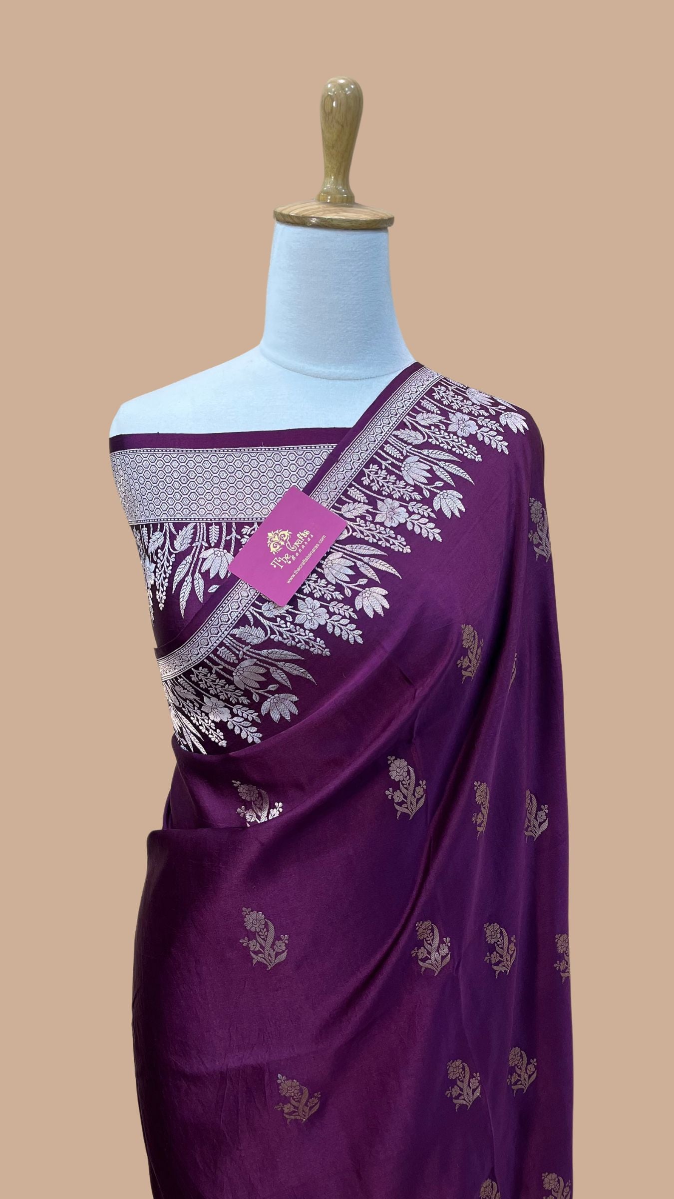 Pure Mashru Silk Handloom Banarasi Saree - with kadhua border buti