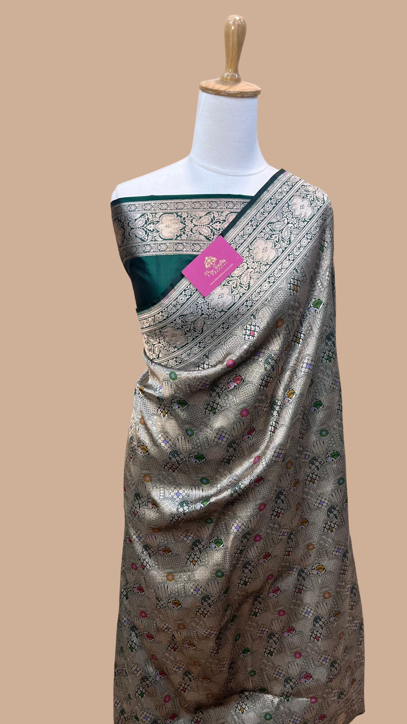 Pure Katan Silk Handloom Banarasi Saree - Tanchui Brocade Meena