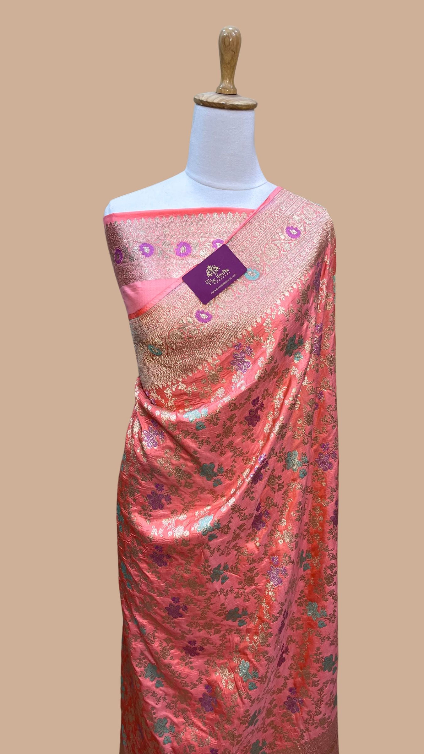 Pure Katan Silk Handloom Banarasi Saree - Jaal Work With Meenakari