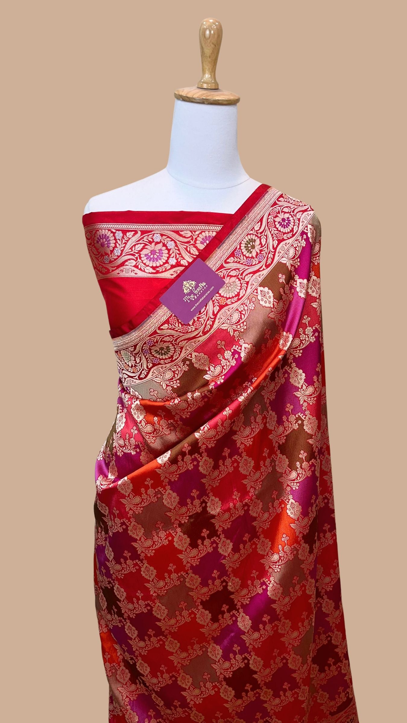 Rangkat Pure Katan Silk Handloom Banarasi Saree - Jaal Work With Meenakari