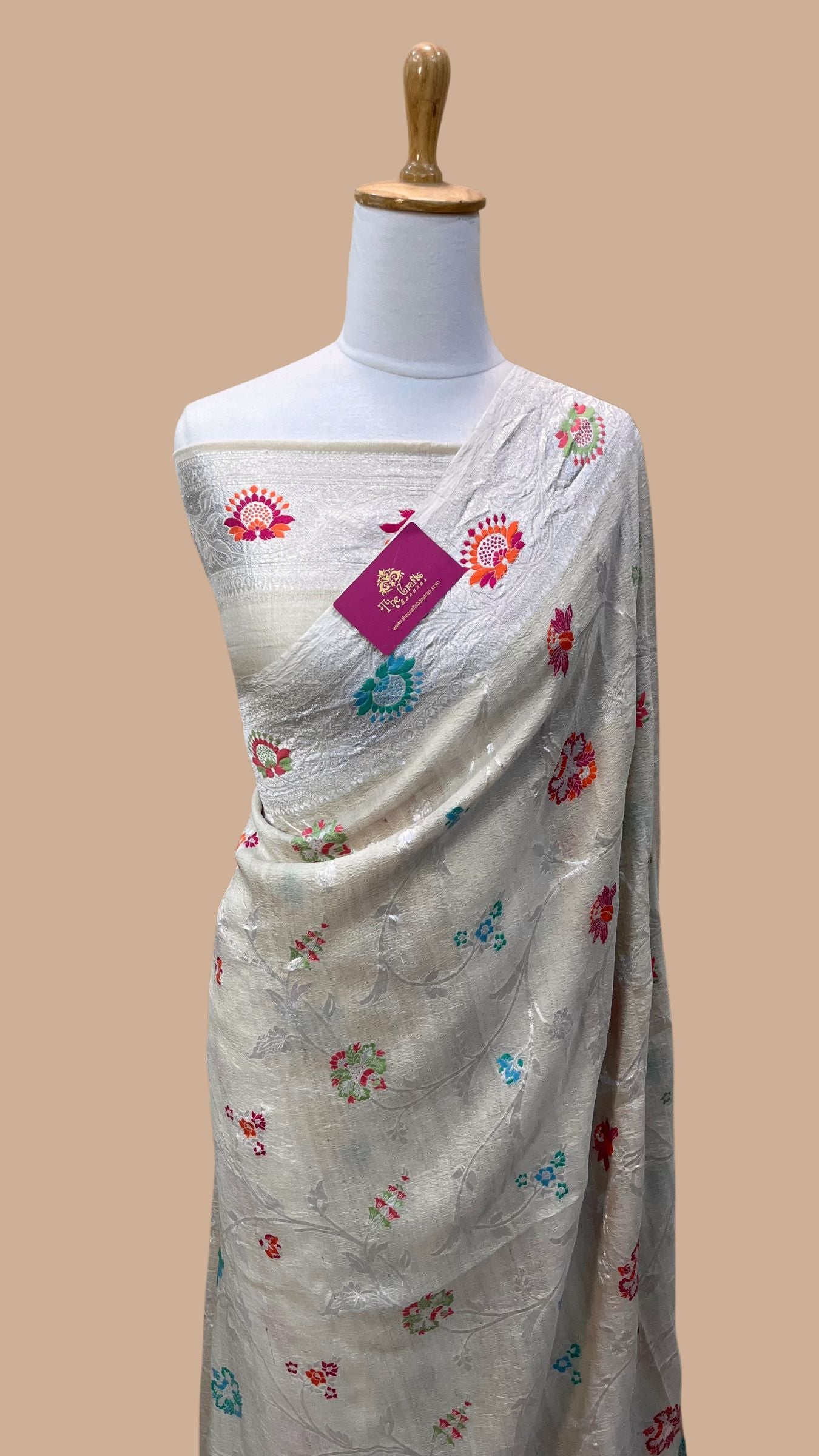 Tussar Georgette Handloom Banarasi Saree - Meenakari