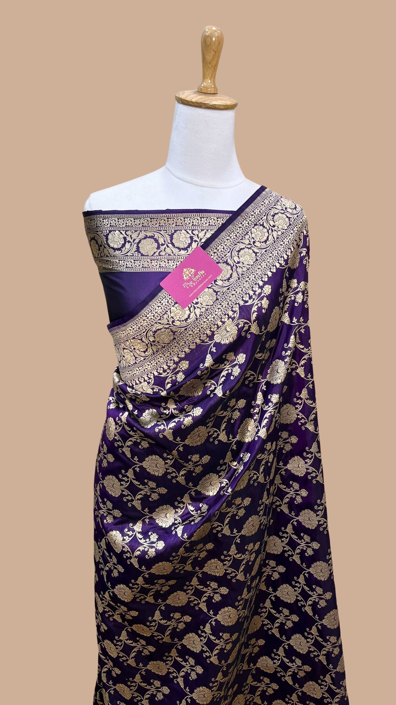 Pure Katan Silk Handloom Banarasi Saree - Jaal work