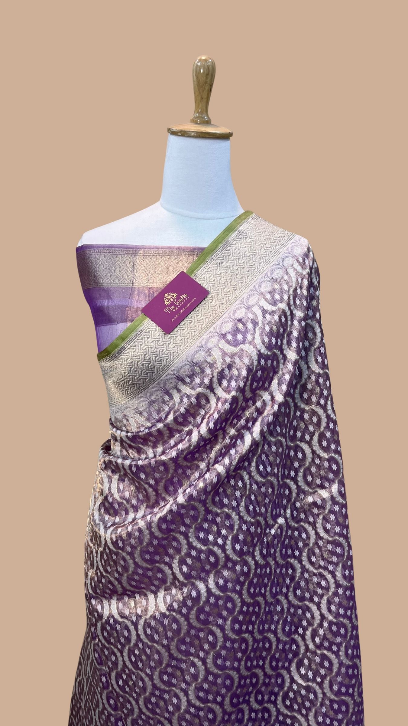 Pure Tissue Silk Handloom Banarasi Saree - Reshmi Zari