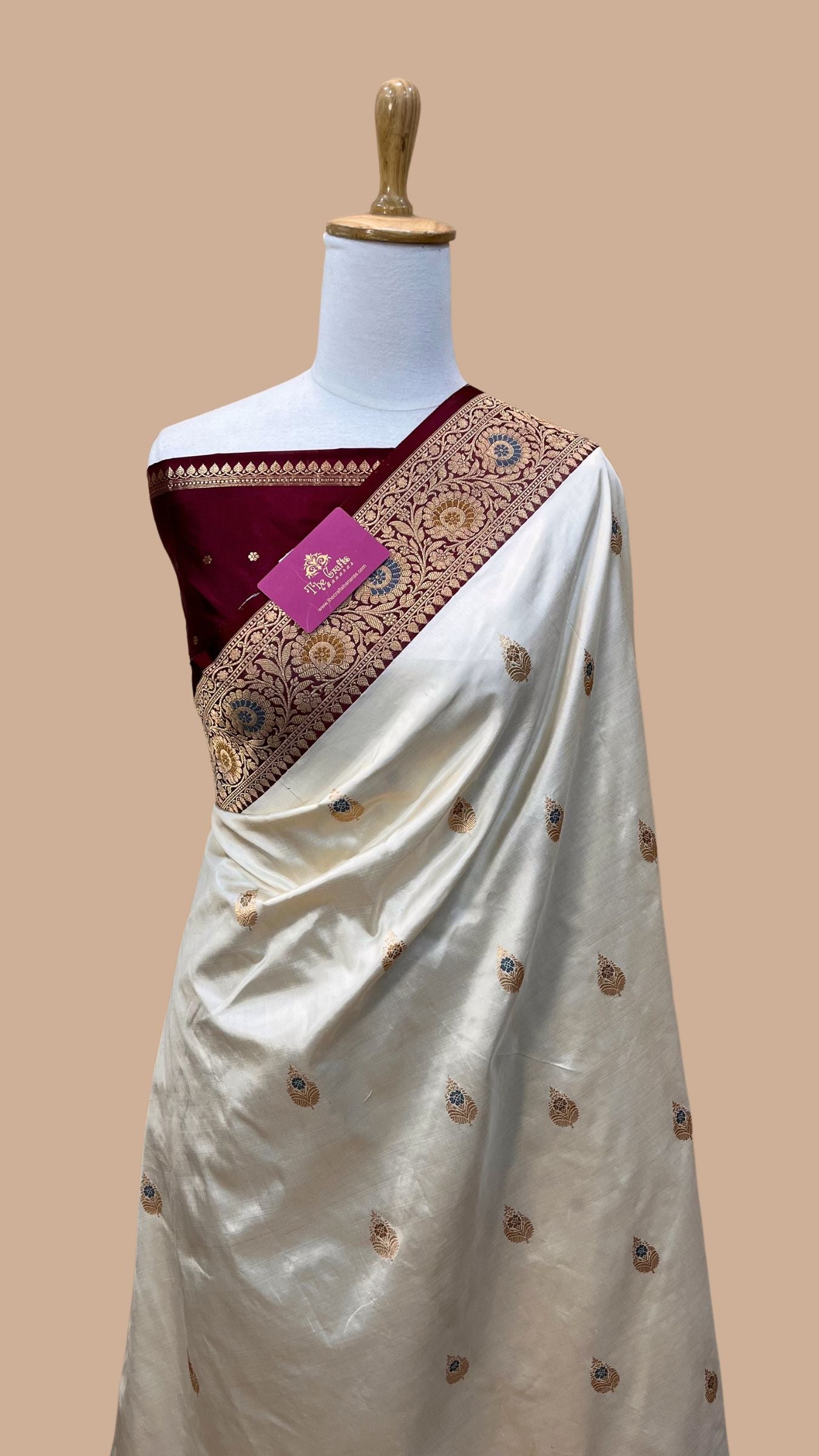 Pure Katan Silk Handloom Banarasi Saree - with kadhua meena motifs