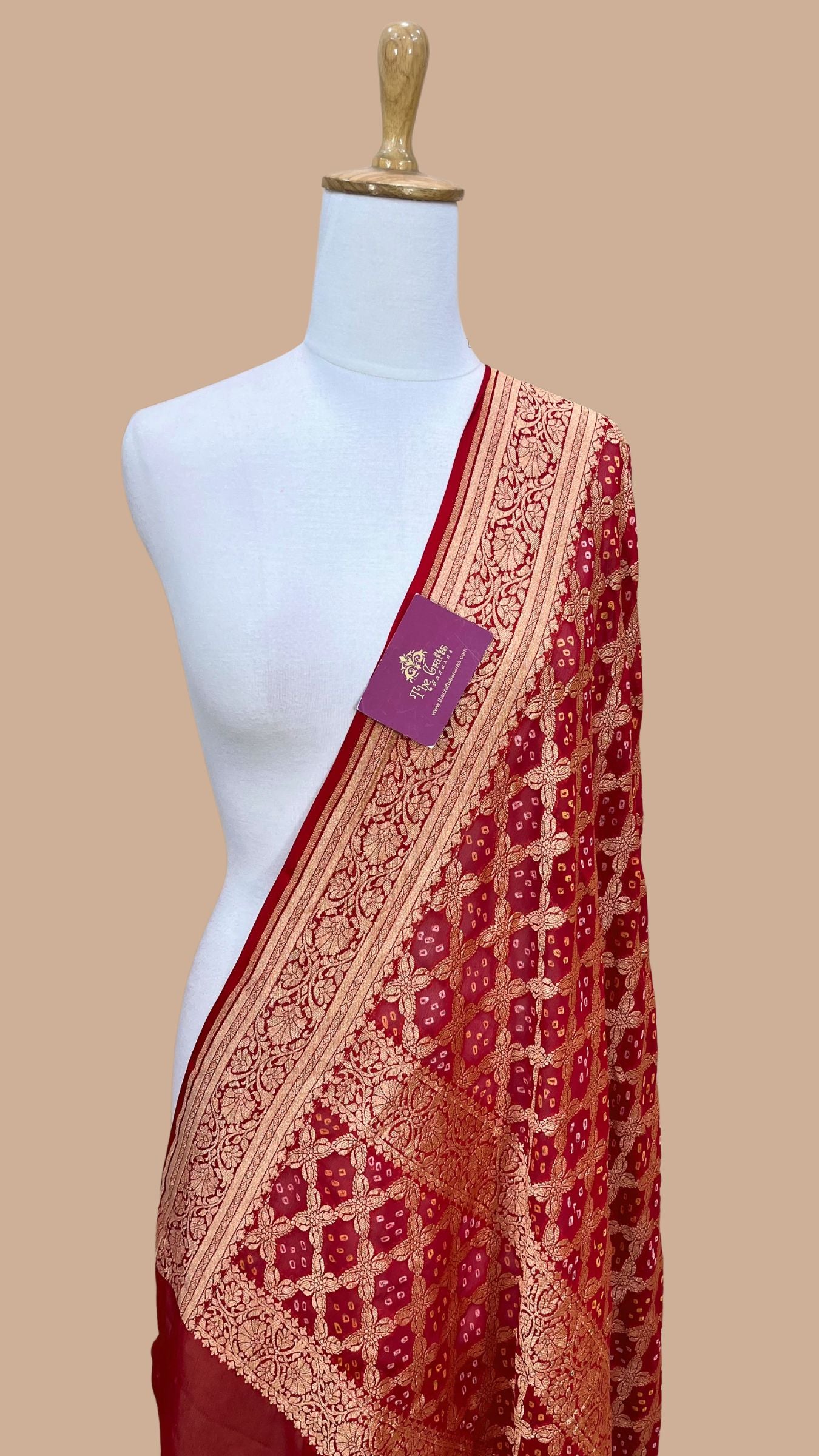 Khaddi Georgette Banarasi Handloom Bandhej Dupatta