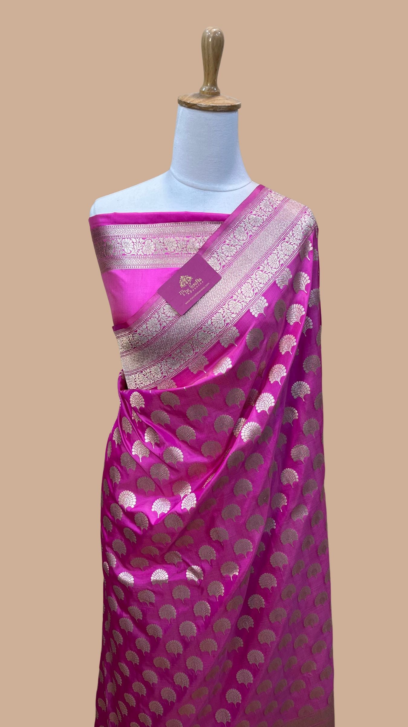 Pure Katan Silk Handloom Banarasi Saree - Jaal work