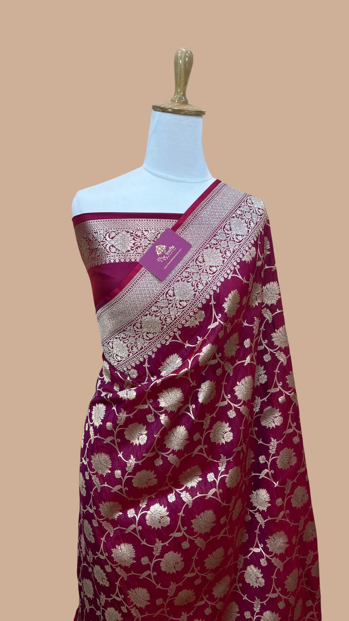 Pure Katan Silk Handloom Banarasi Saree - Jaal work