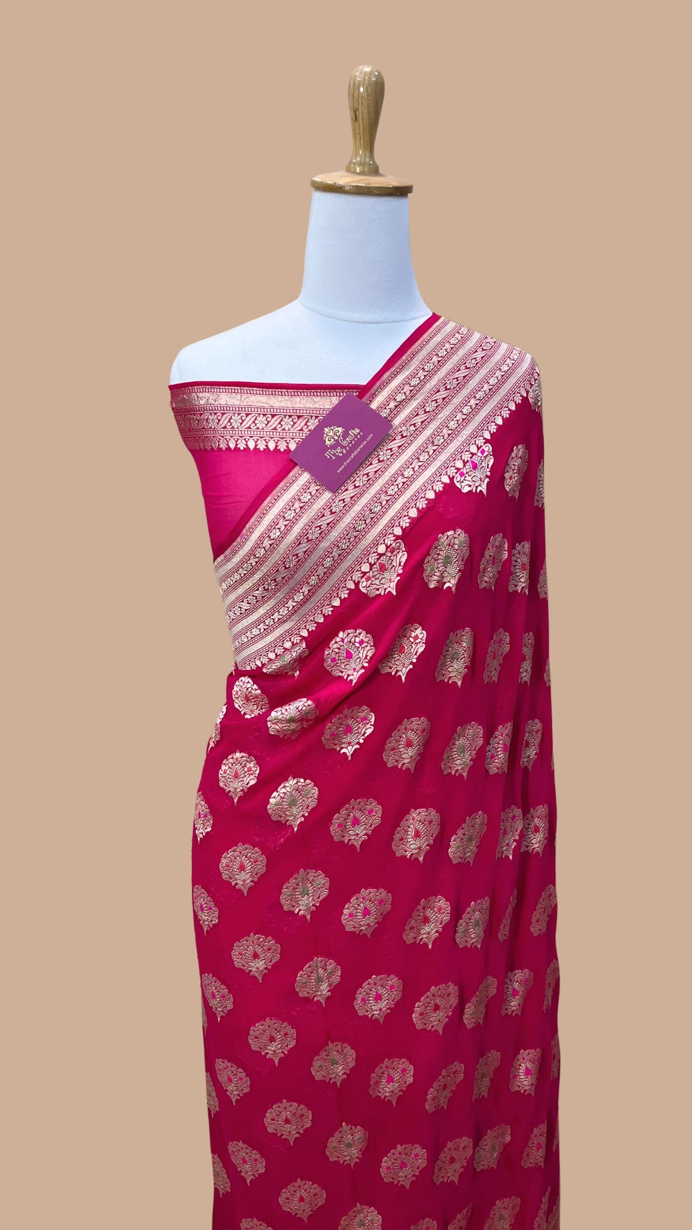 Khaddi Georgette Handloom Banarasi Saree - Jaal with Meenakari