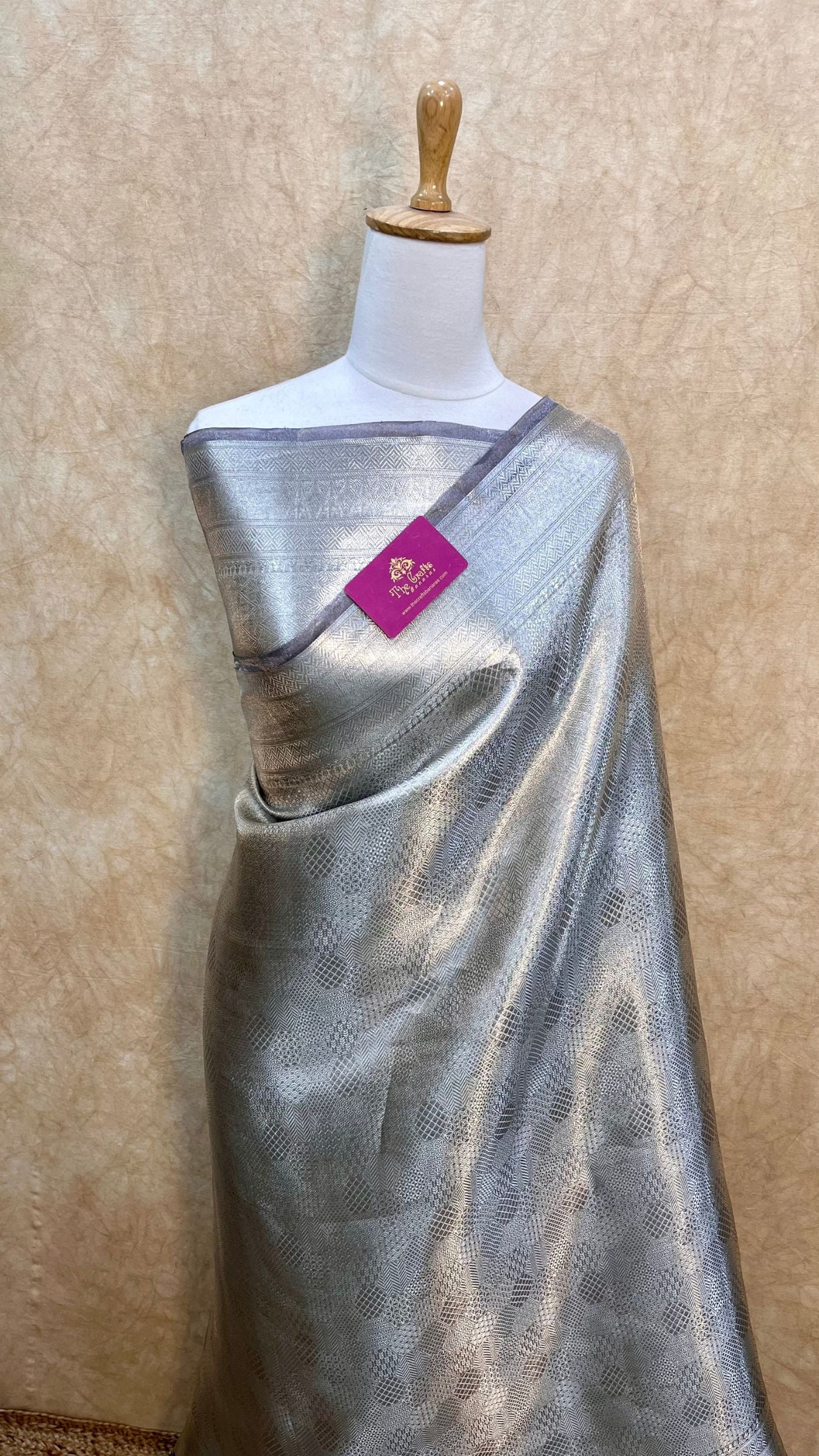 Pure Tissue Brocade Banarasi Saree