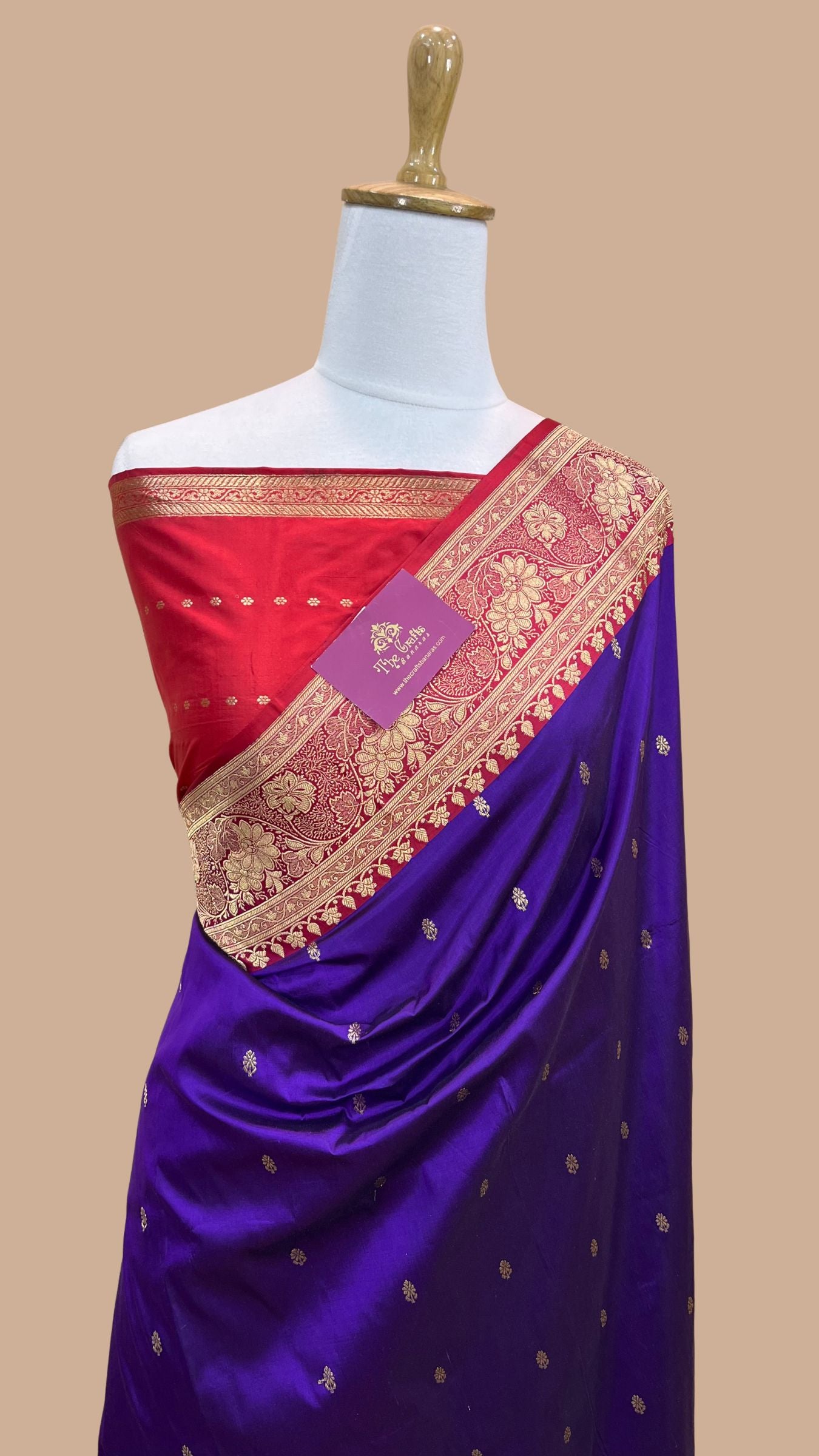 Pure Katan Silk Handloom Banarasi Saree - Jaal work