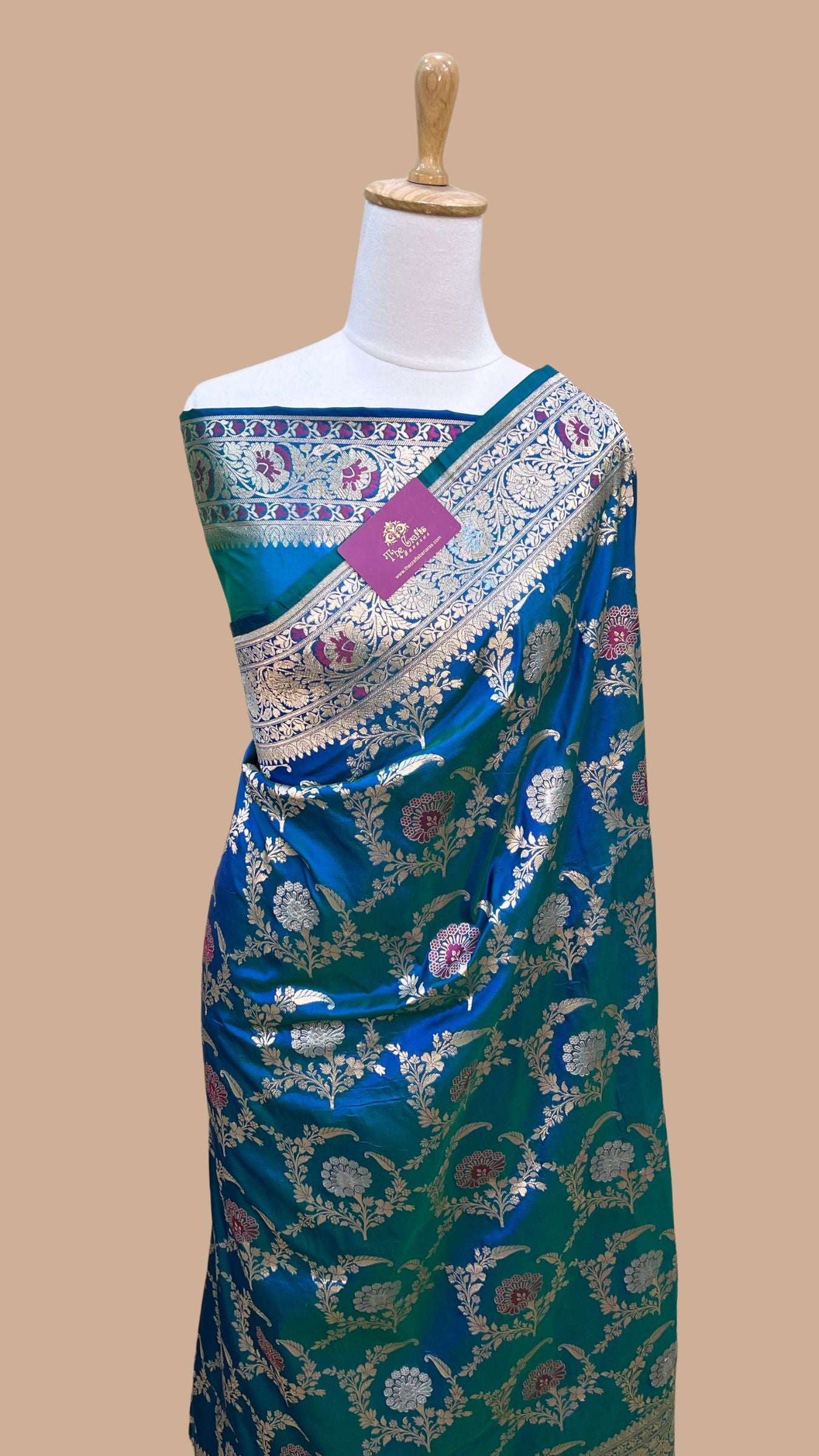 Pure Katan Silk Handloom Banarasi Saree - Jaal Work With Meenakari