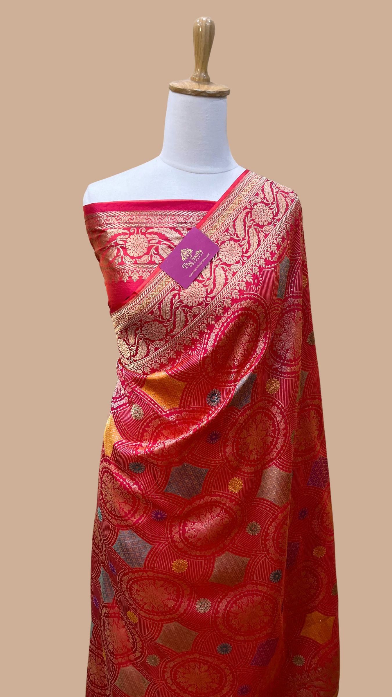 Pure Katan Silk Handloom Banarasi Saree - Tanchui Brocade Meena