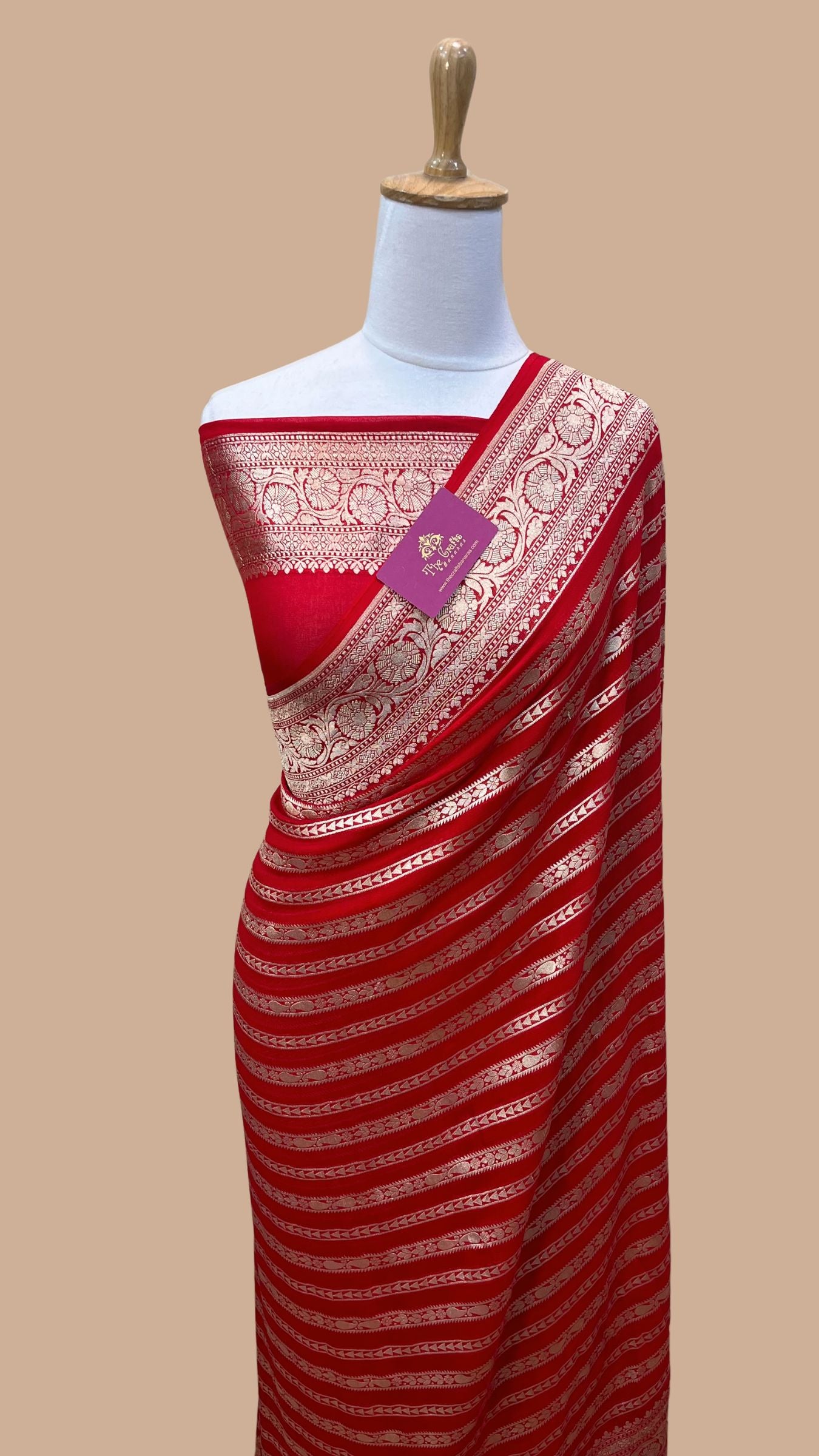 Khaddi Georgette Handloom Banarasi Saree - Water Zari
