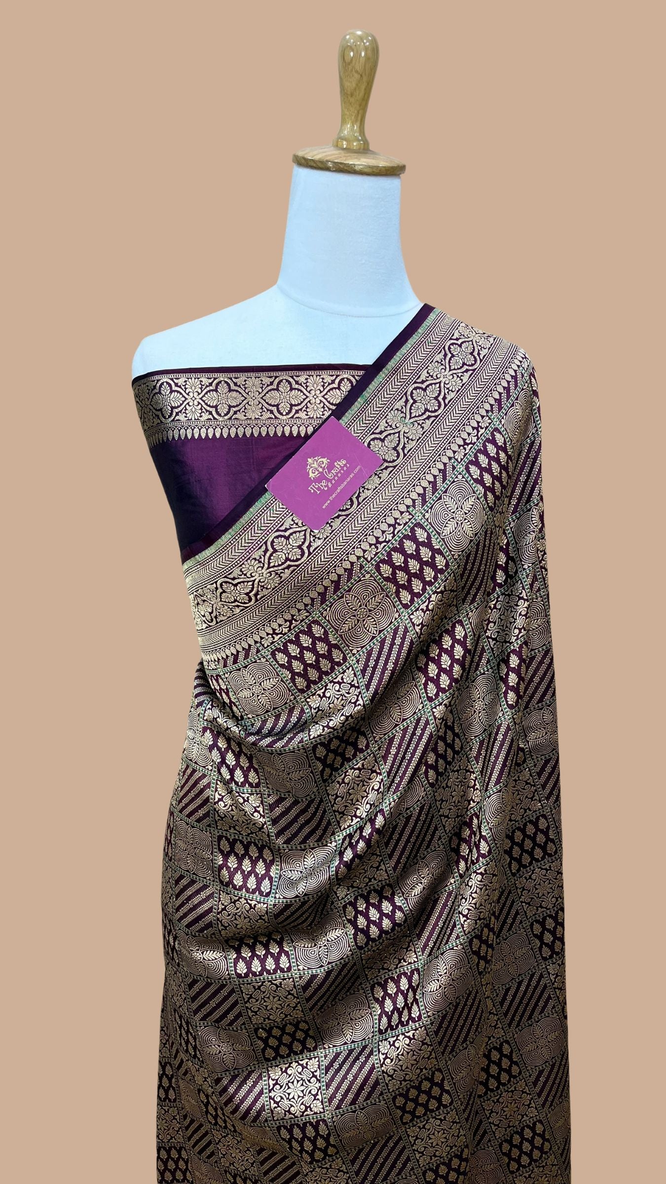 Pure Katan Silk Handloom Banarasi Saree - Tanchui Brocade Meena