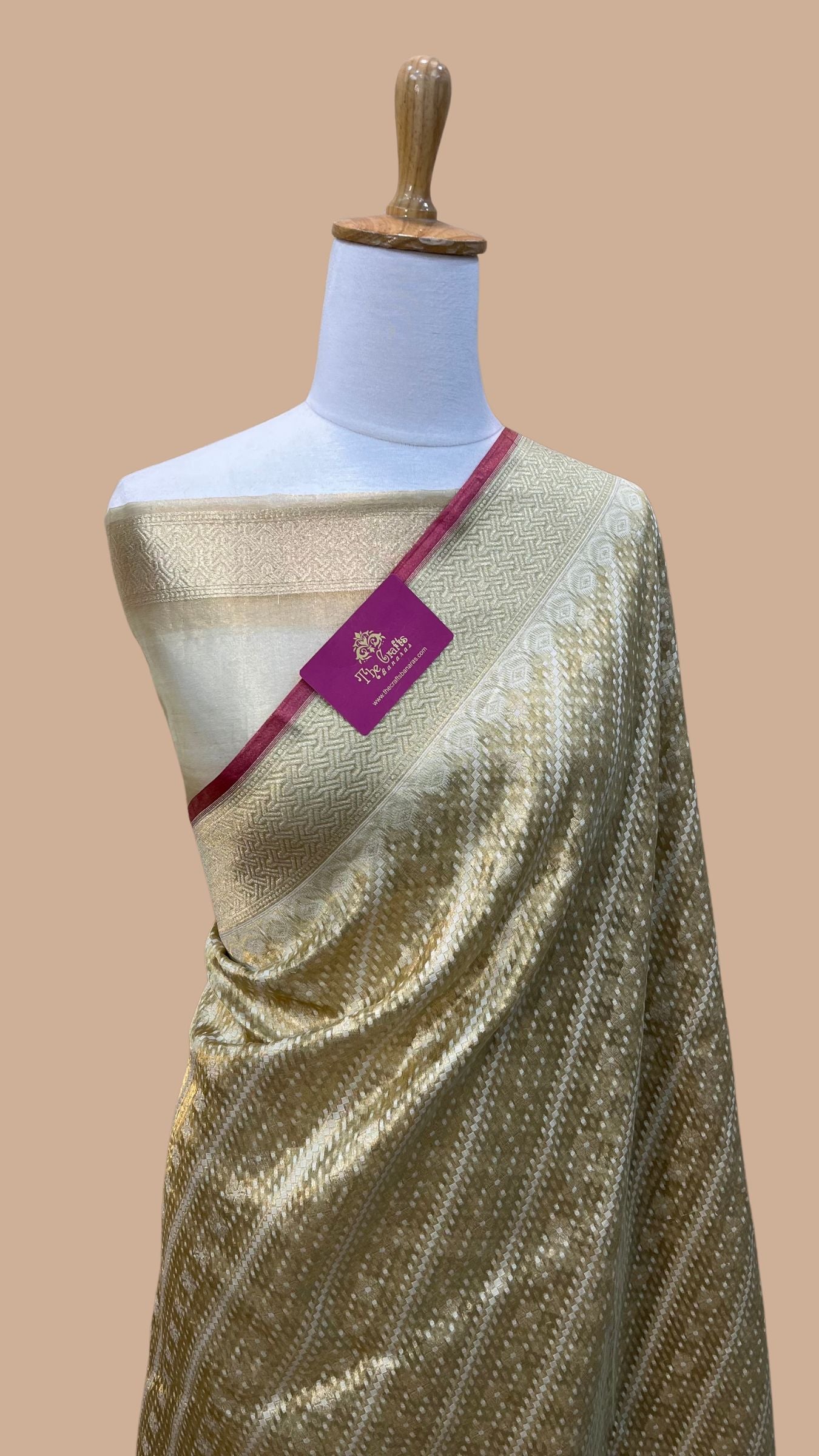 Pure Tissue Silk Handloom Banarasi Saree - Reshmi Zari