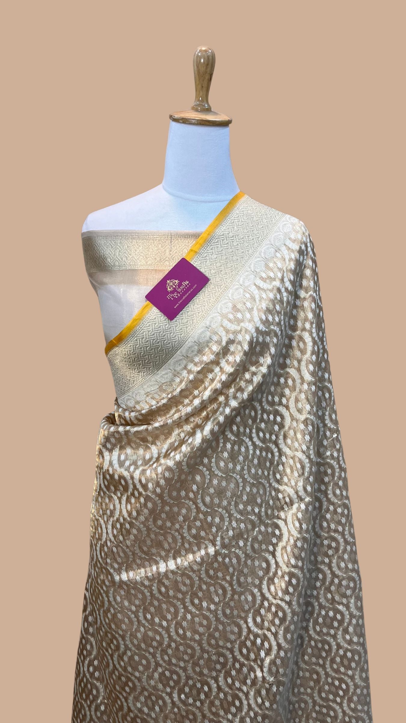 Pure Tissue Silk Handloom Banarasi Saree - Reshmi Zari