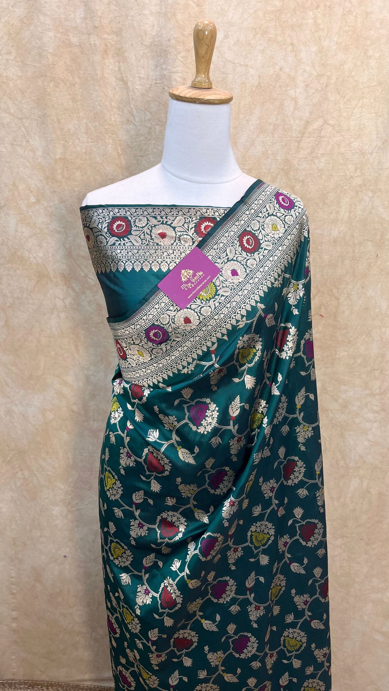 Pure Katan Silk Handloom Banarasi Saree - Jaal Work With Meenakari