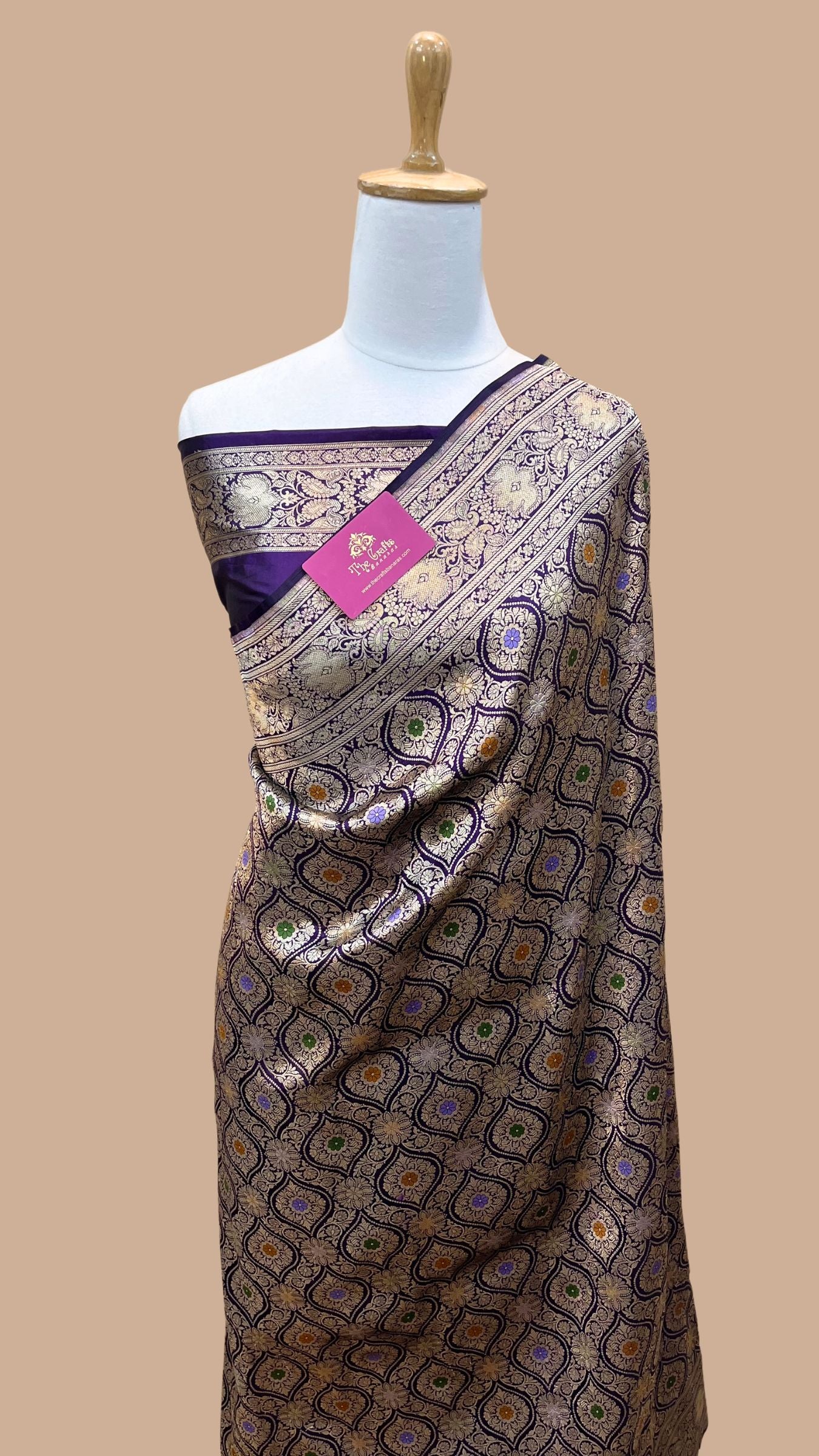 Pure Katan Silk Handloom Banarasi Saree - Tanchui Brocade Meena