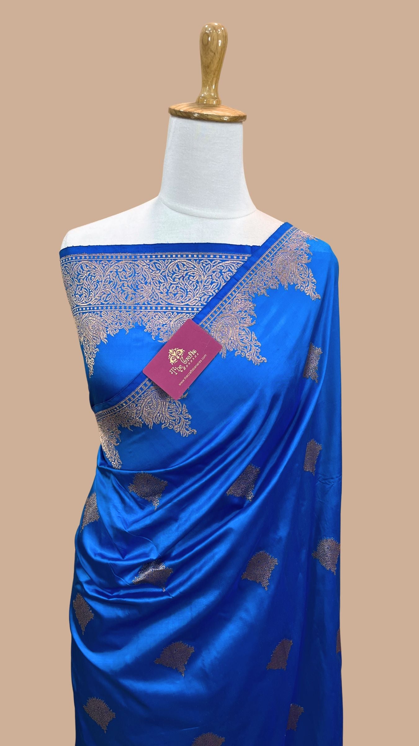 Pure Katan Silk Handloom Banarasi Saree - Jaal work