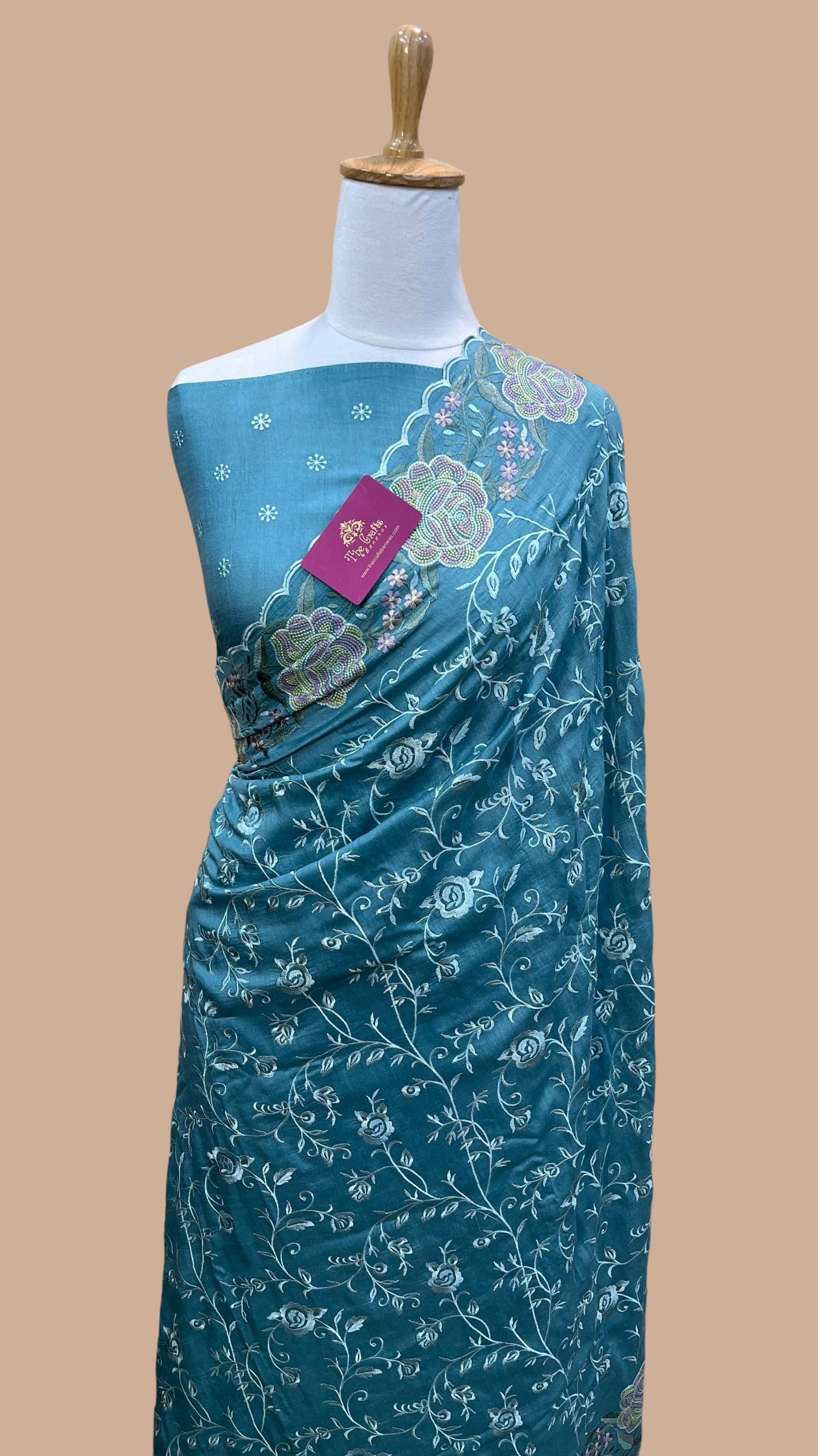 Pure Munga Silk Banarasi Saree - Chikankari all over