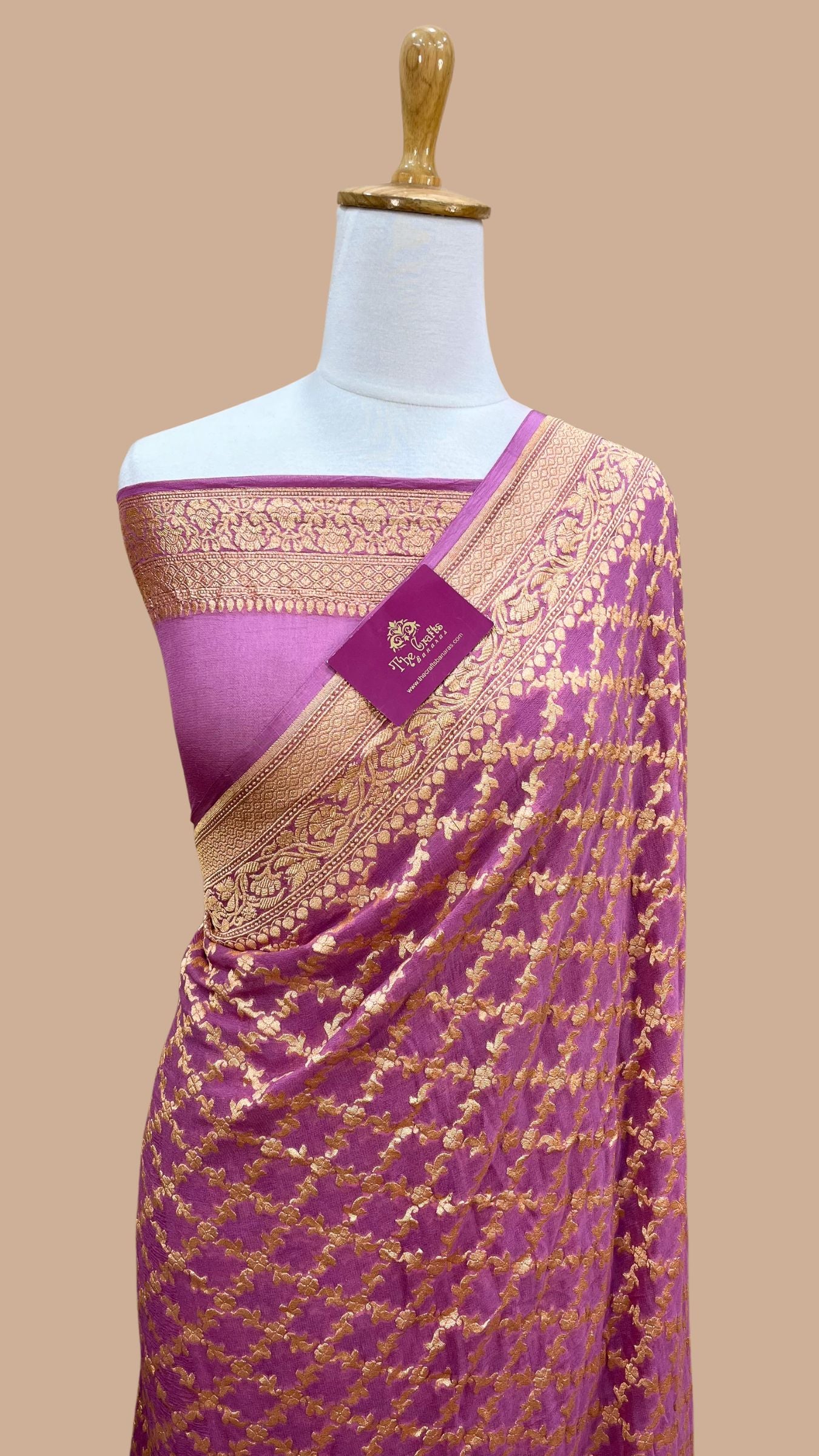 Khaddi Georgette Banarasi Saree - Gold Zari