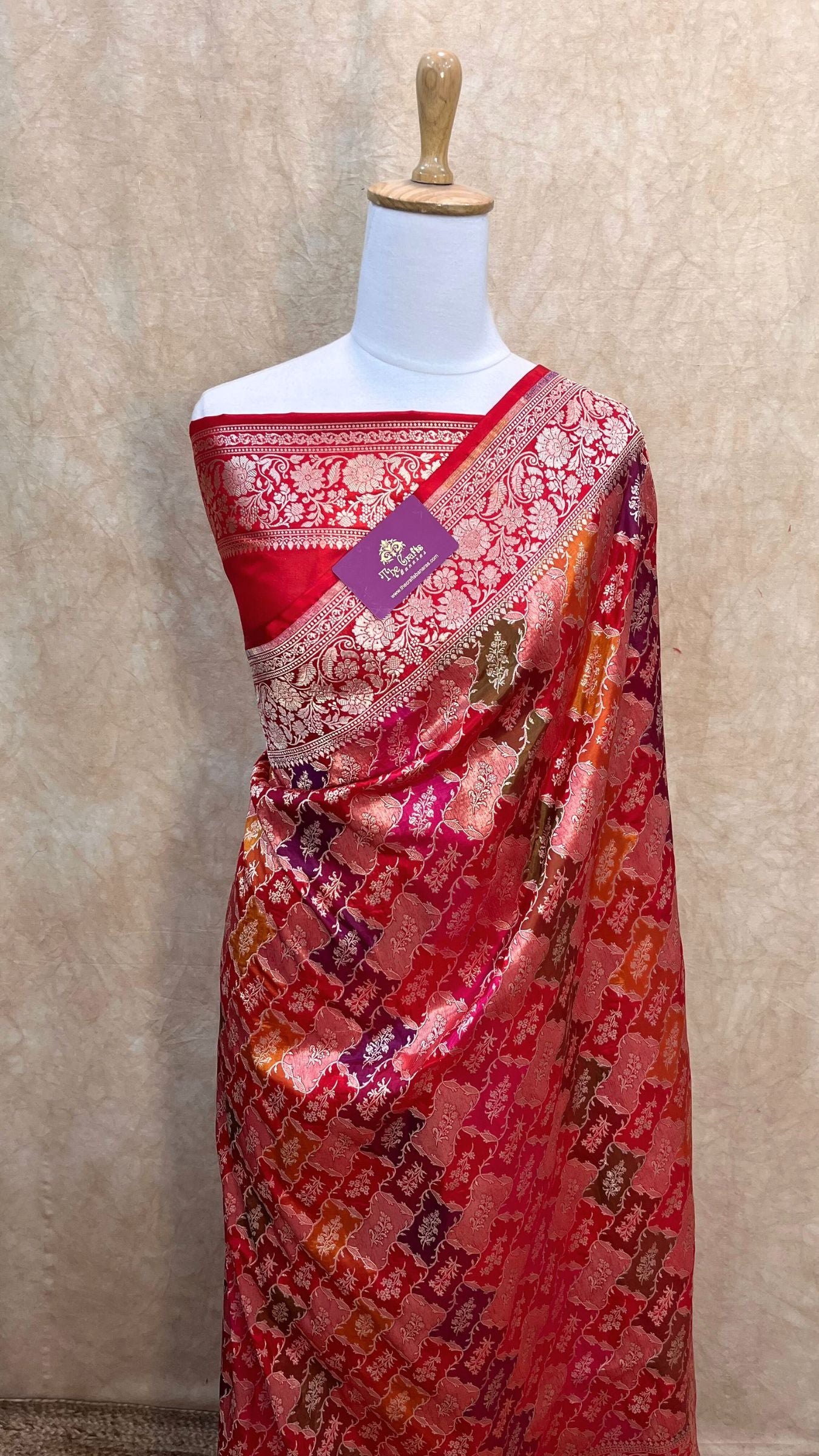 Rangkat Pure Katan Silk Handloom Banarasi Saree - All over jaal work