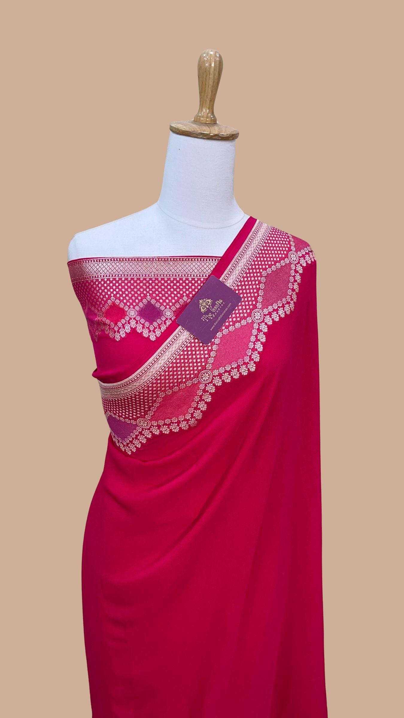 Khaddi Georgette Handloom Banarasi Saree - Water Zari