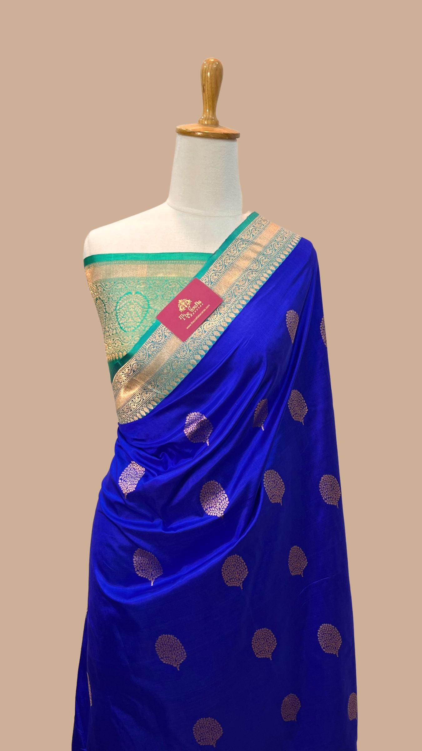 Pure Katan Silk Handloom Banarasi Saree - Kadhua Buti