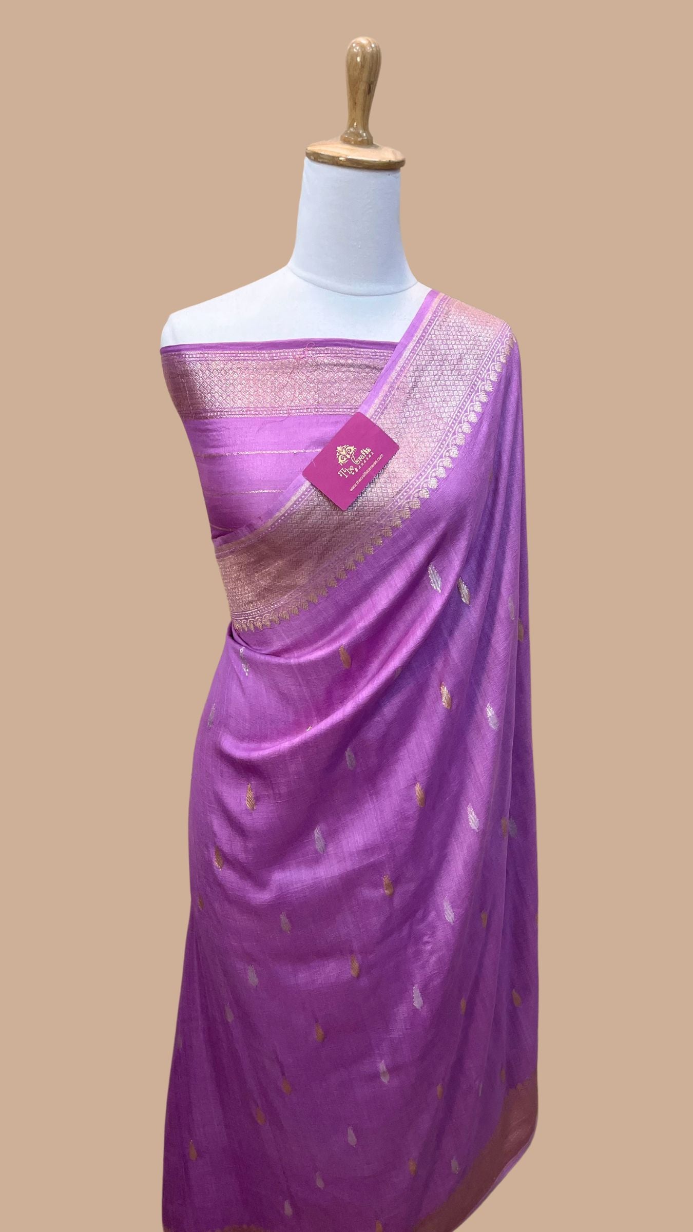 Pure Munga Silk Handloom Banarasi Saree - With Kadhua Motifs