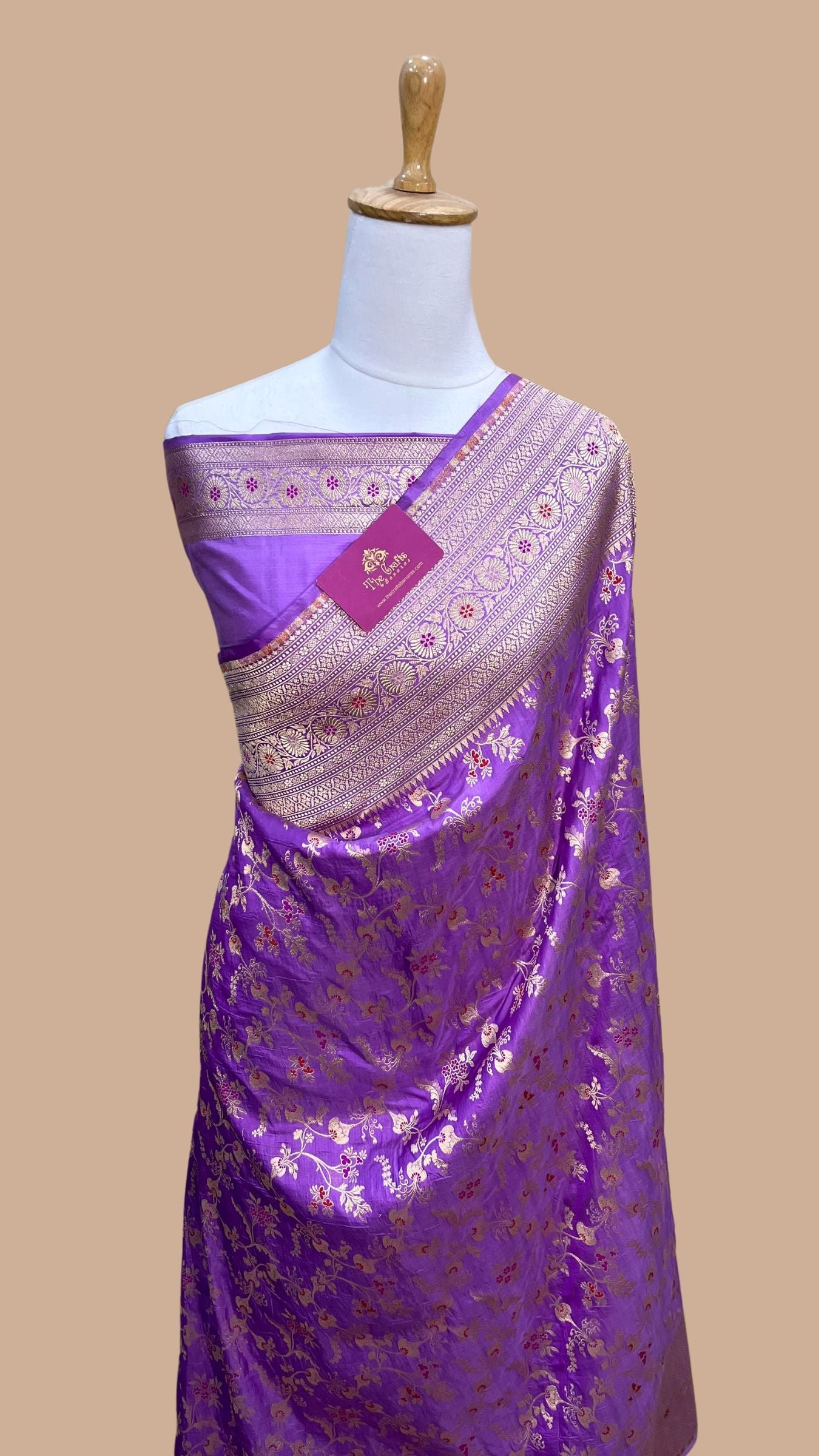 Pure Katan Silk Handloom Banarasi Saree - Jaal Work With Meenakari