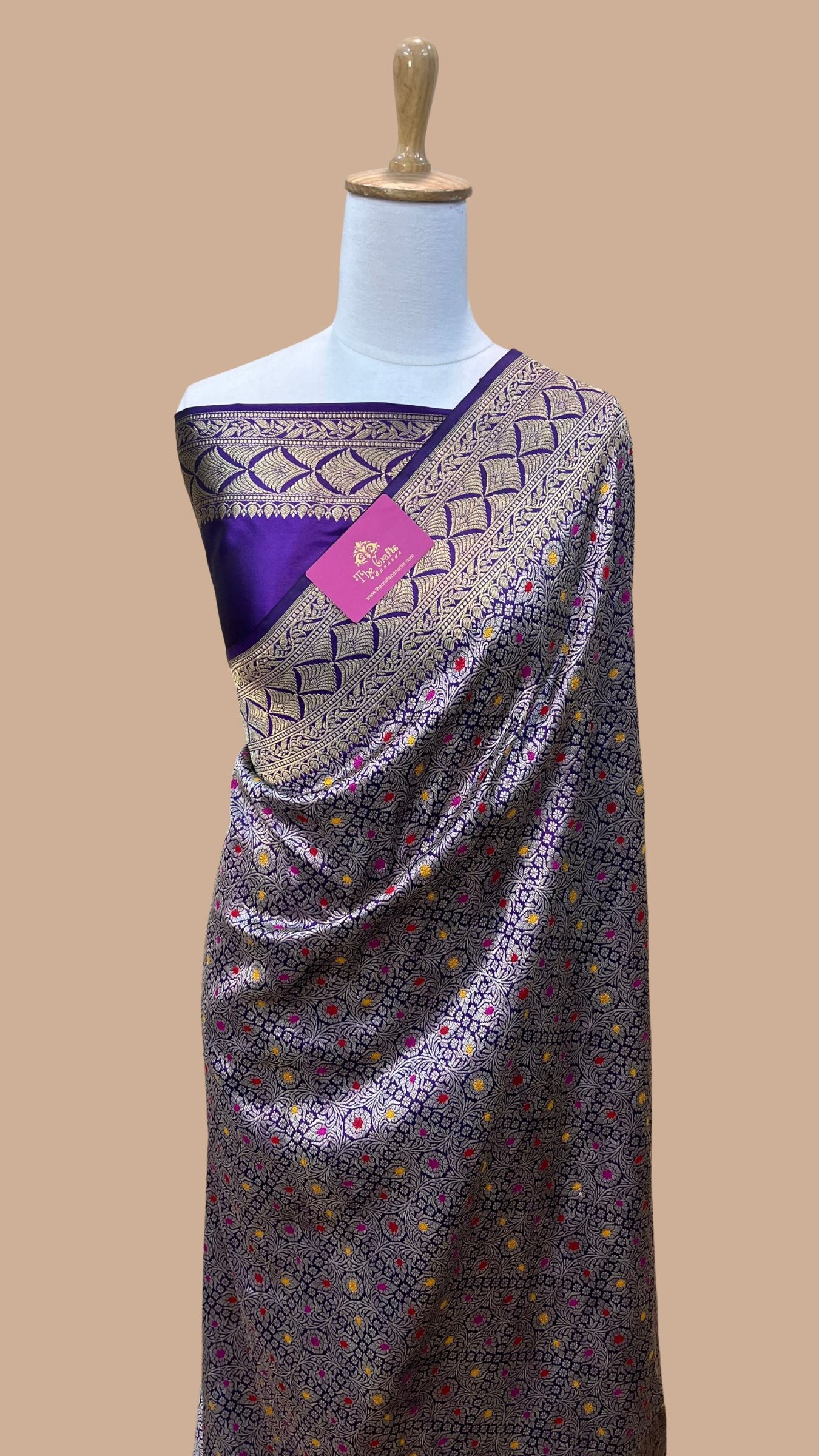 Pure Katan Silk Handloom Banarasi Saree - Tanchui Brocade Meena