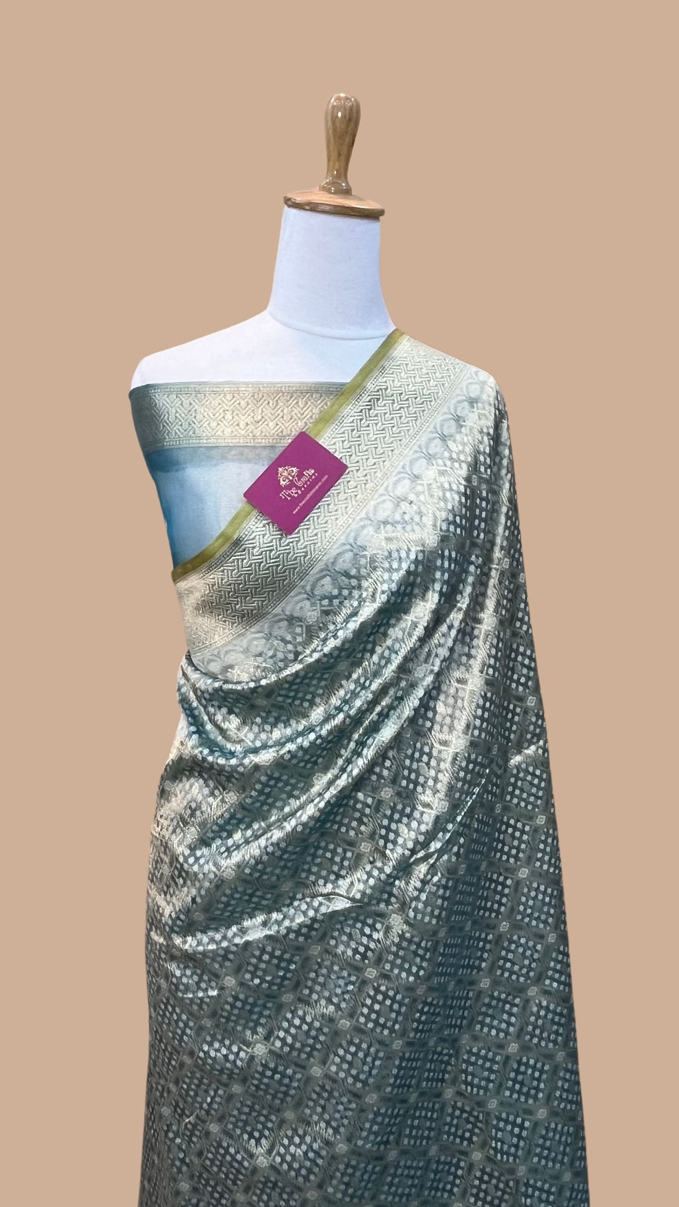 Pure Tissue Silk Handloom Banarasi Saree - Reshmi Zari