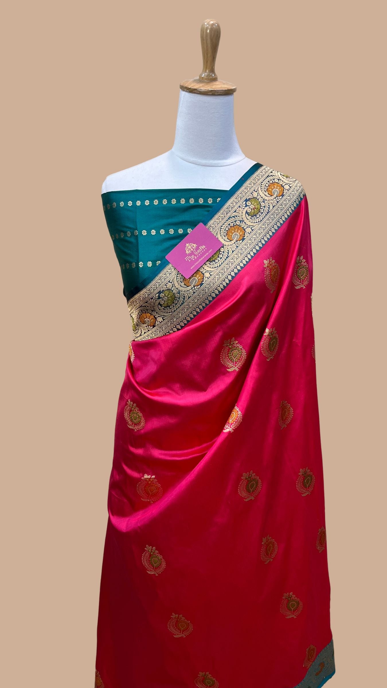 Pure Katan Silk Handloom Banarasi Saree - with kadhua meenakari motifs