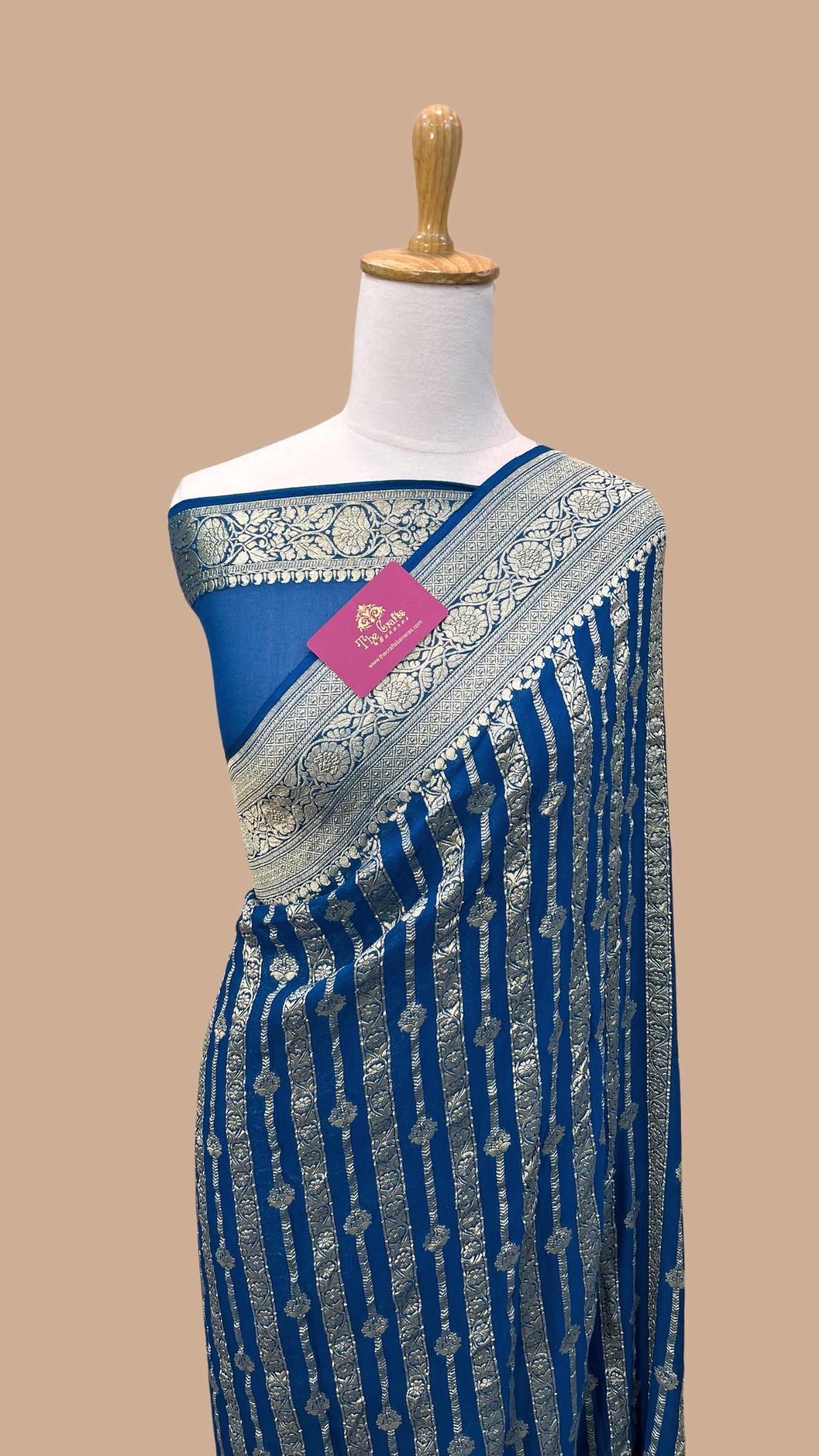 Khaddi Georgette Handloom Banarasi Saree - Water Zari