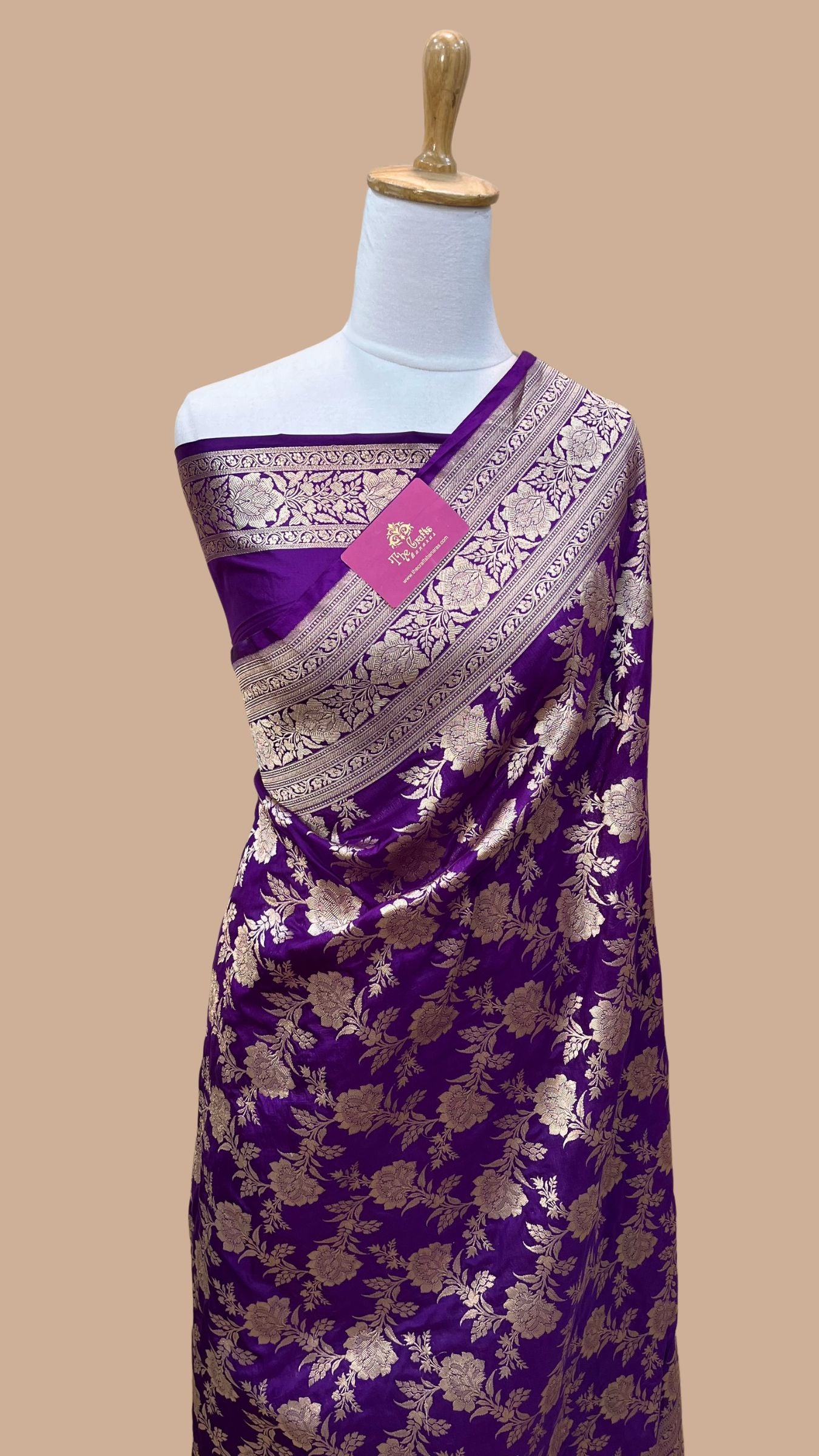 Pure Katan Silk Handloom Banarasi Saree - Jaal work