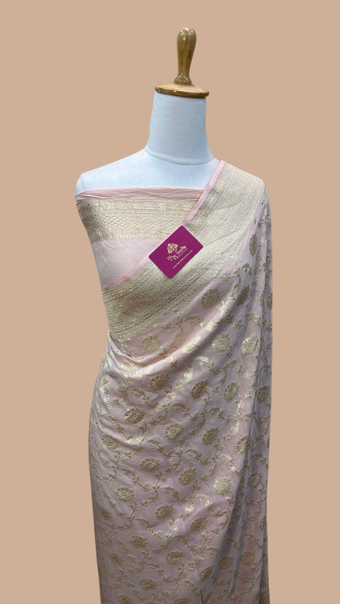 Pure Munga Silk Handloom Banarasi Saree - Jaal Work