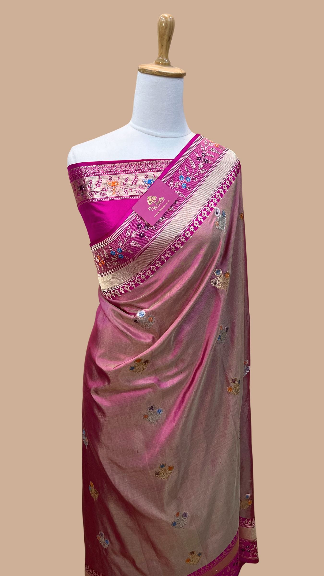 Pure Katan Silk Handloom Banarasi Saree - with kadhua meenakari motifs