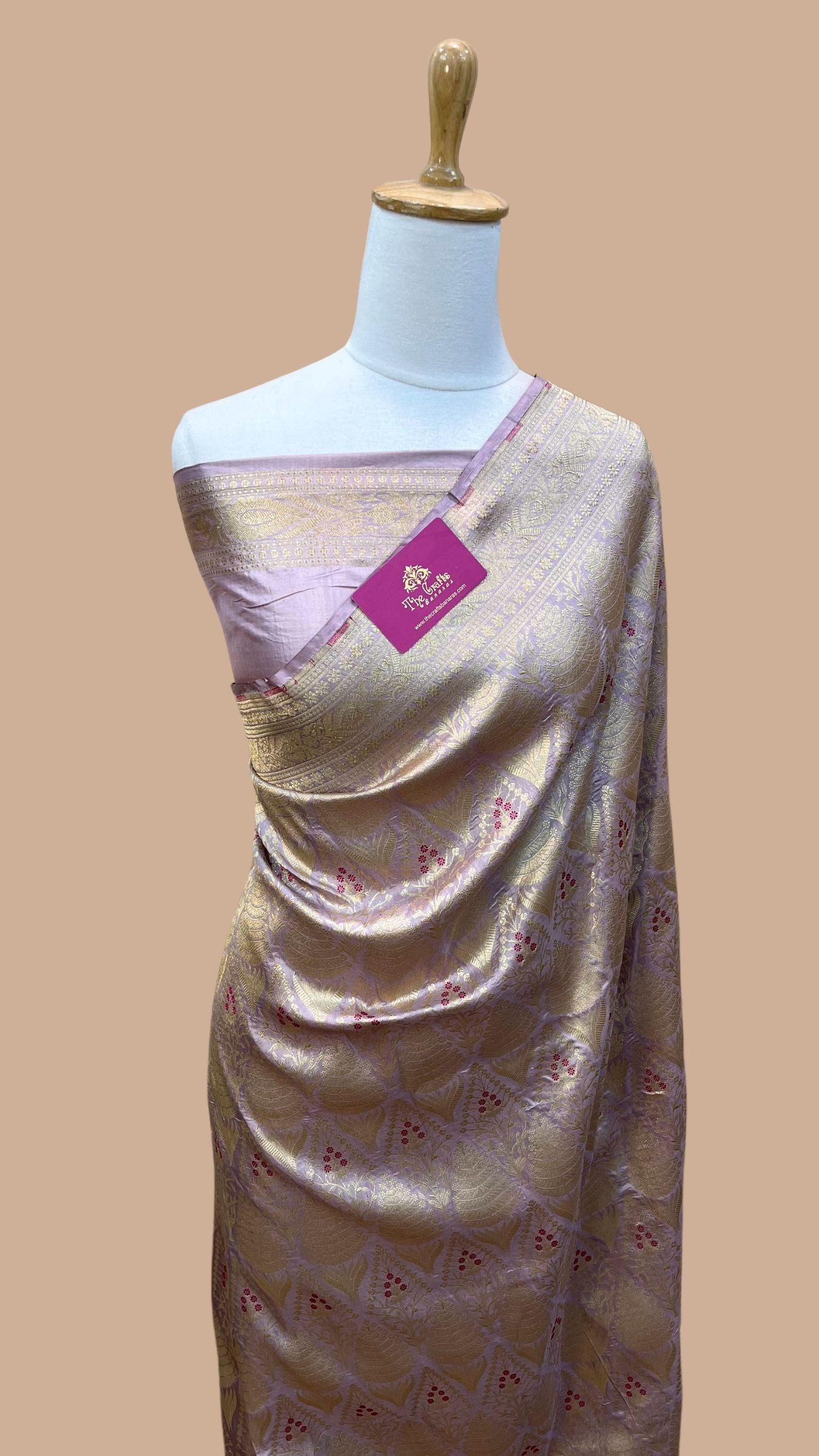 Pure Katan Silk Handloom Banarasi Saree - Jaal Work With Meenakari