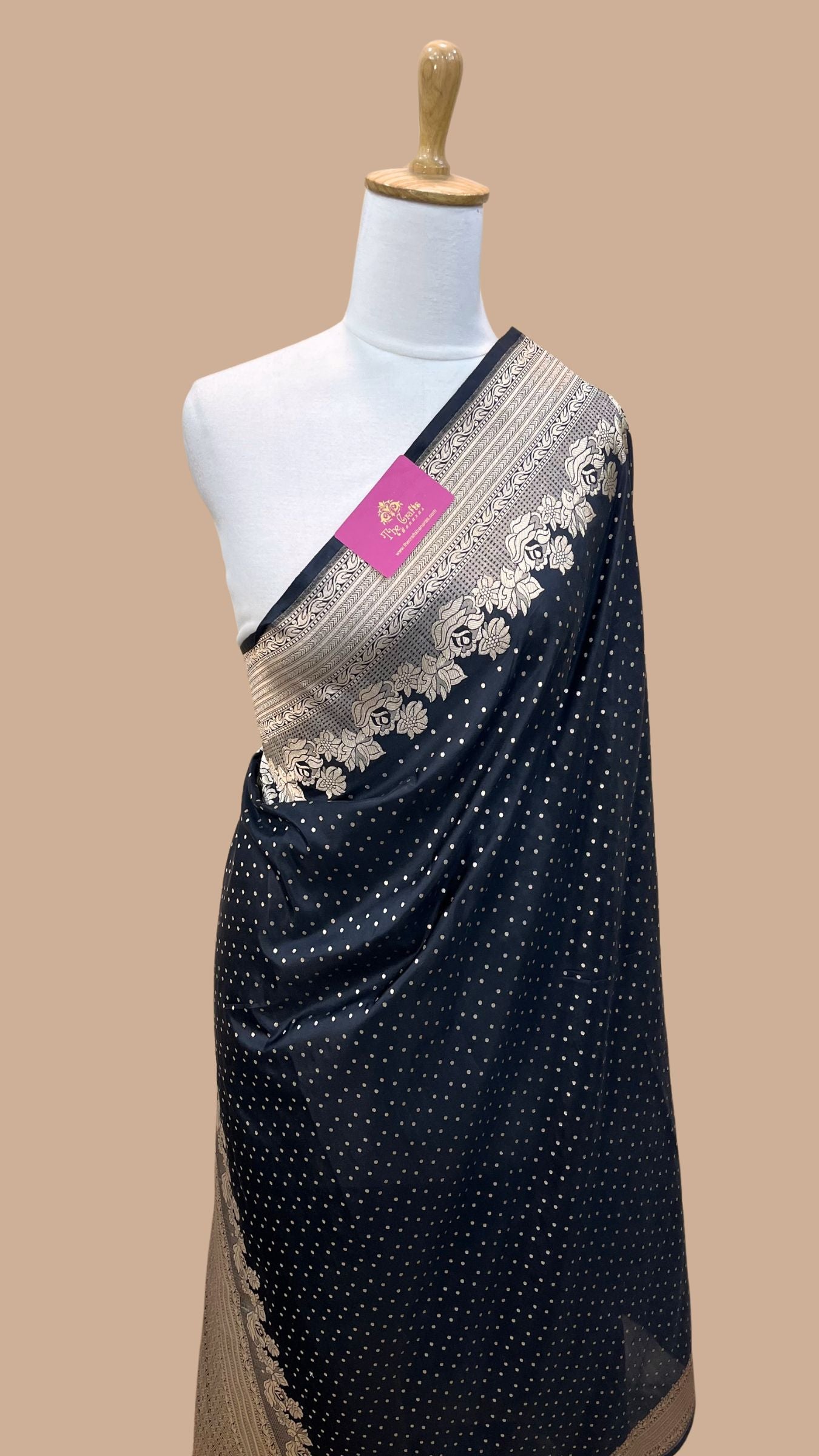 Pure Katan Silk Handloom Banarasi Saree - Chunri Buti