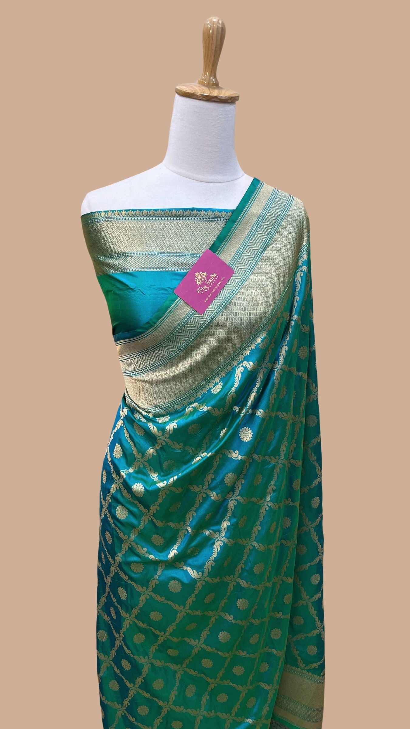 Pure Katan Silk Handloom Banarasi Saree - Jaal work