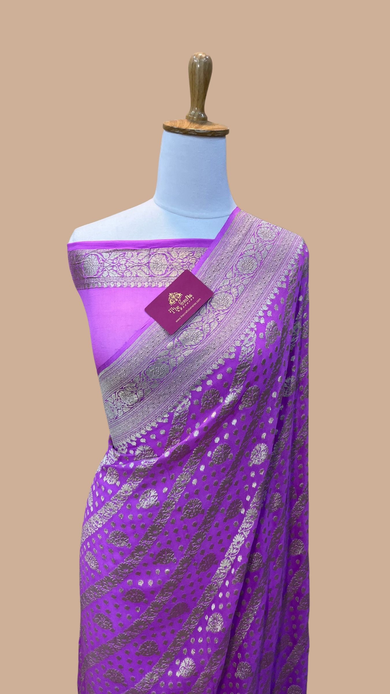 Khaddi Georgette Handloom Banarasi Saree - Water Zari