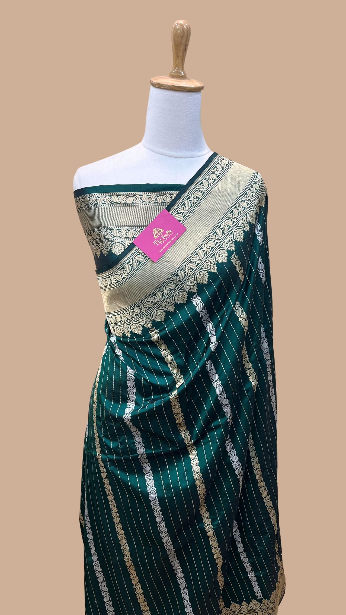 Pure Katan Silk Handloom Banarasi Saree - With Sona Roopa kadhua Motifs