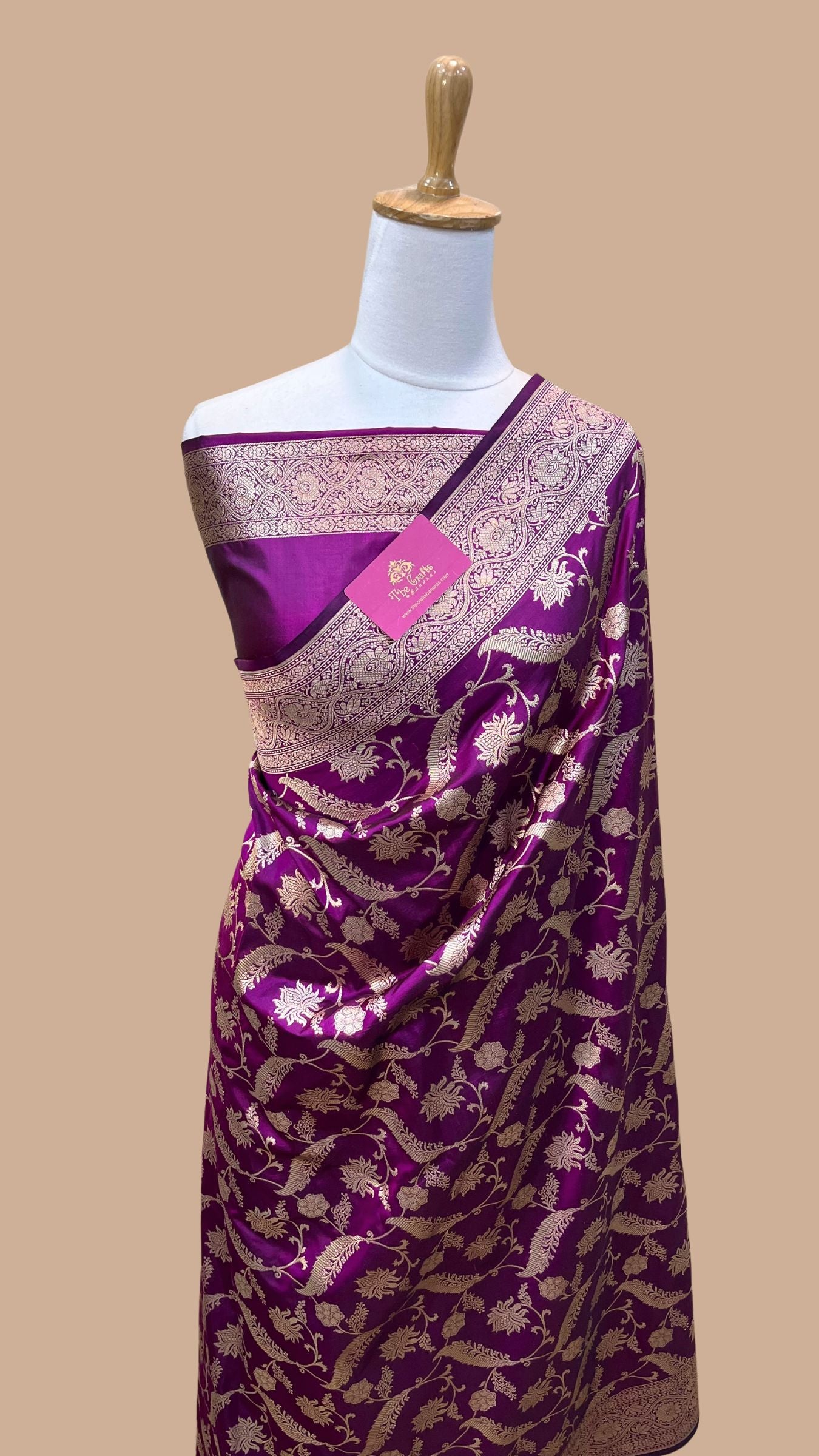 Pure Katan Silk Handloom Banarasi Saree - Jaal work